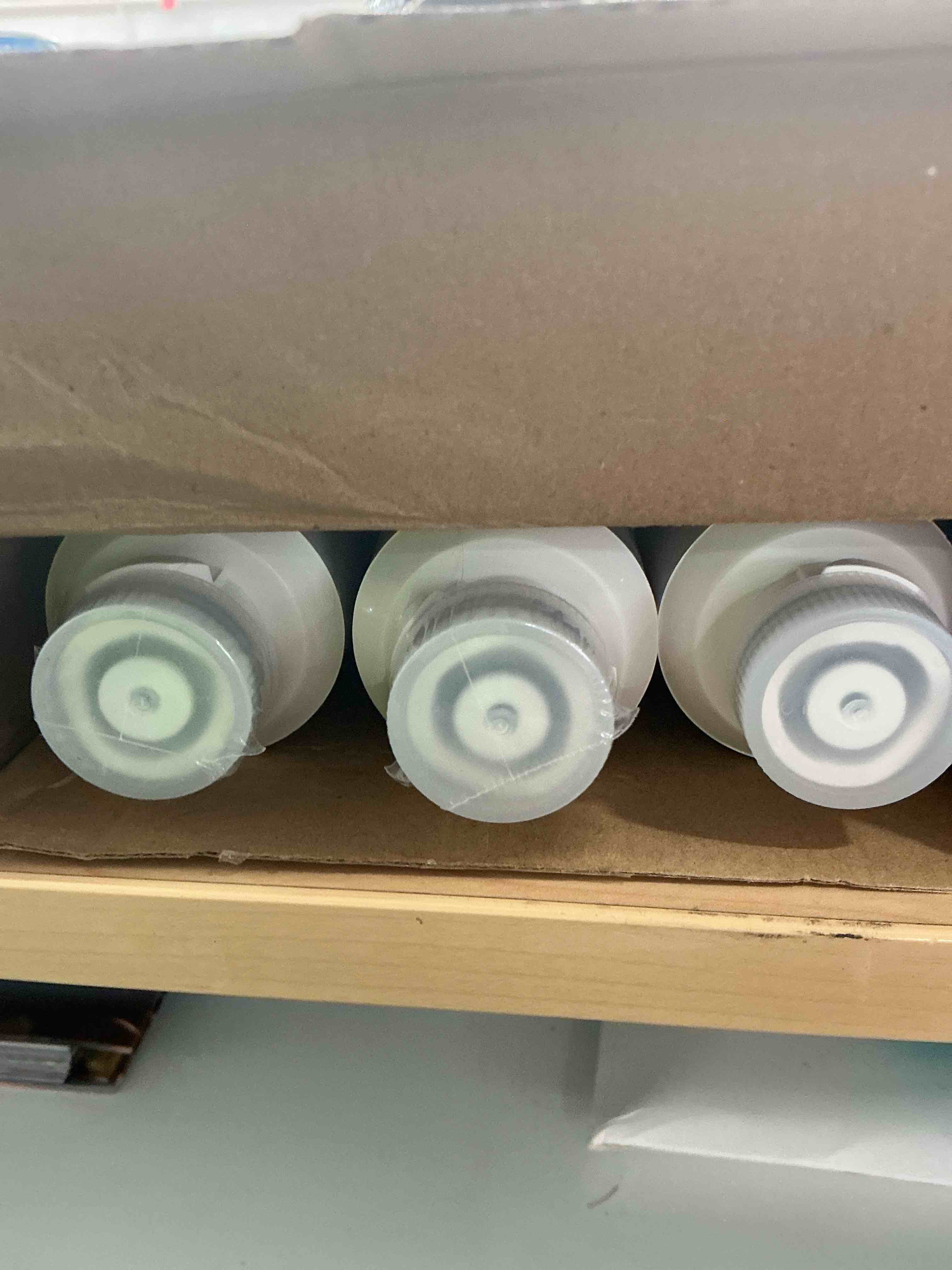 Condition photo showing Good Condition for Waterspecialist DA29-00020B Samsung Water Filter for Refrigerators, Replacement for Samsung Water Filter DA29-00020B, HAF-CIN, RS25J500DSR, RF28HMEDBSR, HAF-CIN/EXP, RF4287HARS, RF28HFEDBSR, 3 Filters 3 Count (Pack of 1)