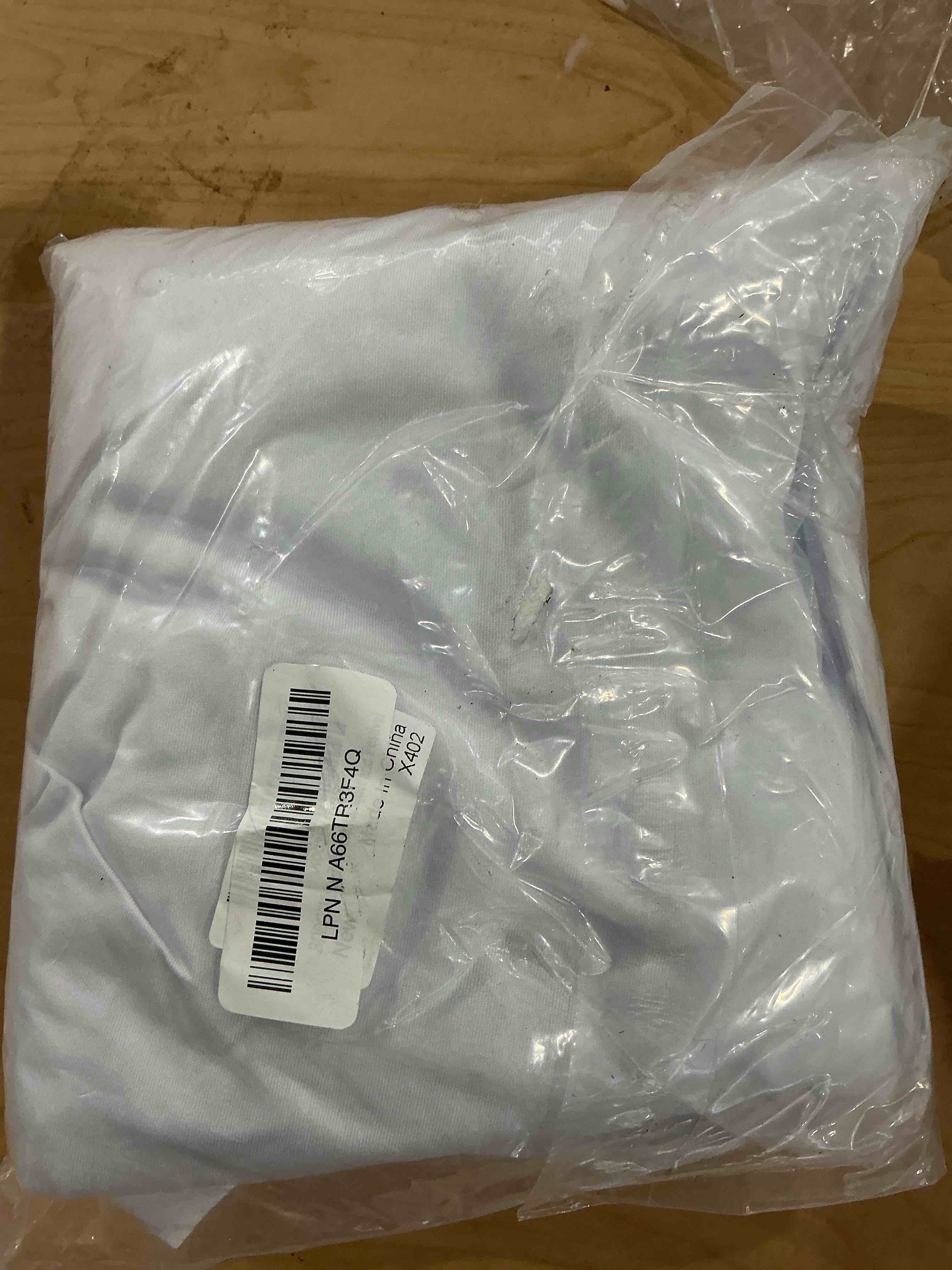 Condition photo showing Good Condition for 4ft Table Cover Fitted, White Spandex Table Covers, Washable and Wrinkle Resistant Stretch Tablecloths Rectangle for Events, Wedding, Banquets, Parties 48" x 30" (Rectangular) White