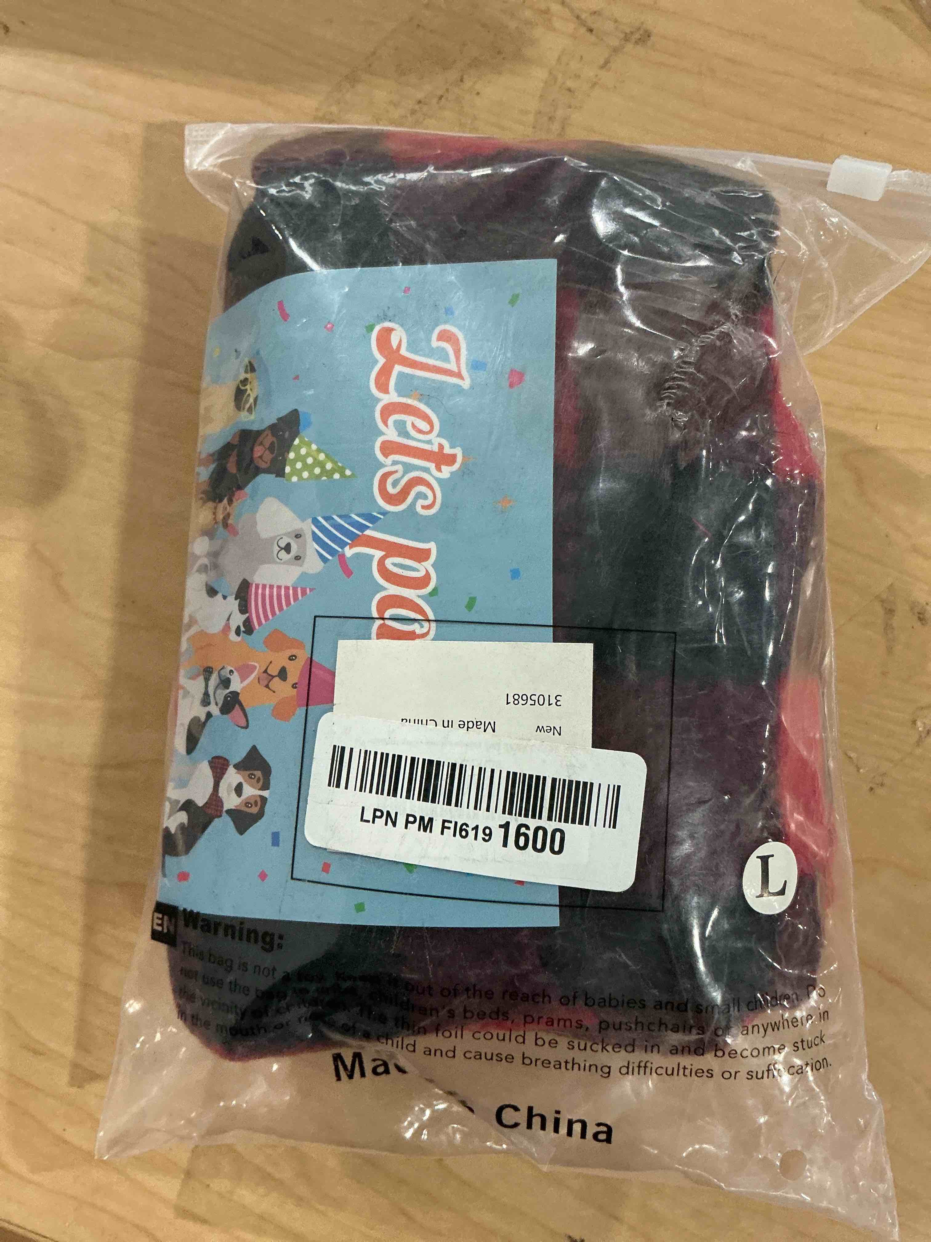 Condition photo showing New/Like New for SCENEREAL Dog Pajamas for Large Sized Dogs - Soft Pet Sweater Clothes Pjs, Warm Comfy Puppy Coat Onesie Outfits for Small Medium Doggie Winter, Holiday Christmas Dog Costume Jammies Large Red