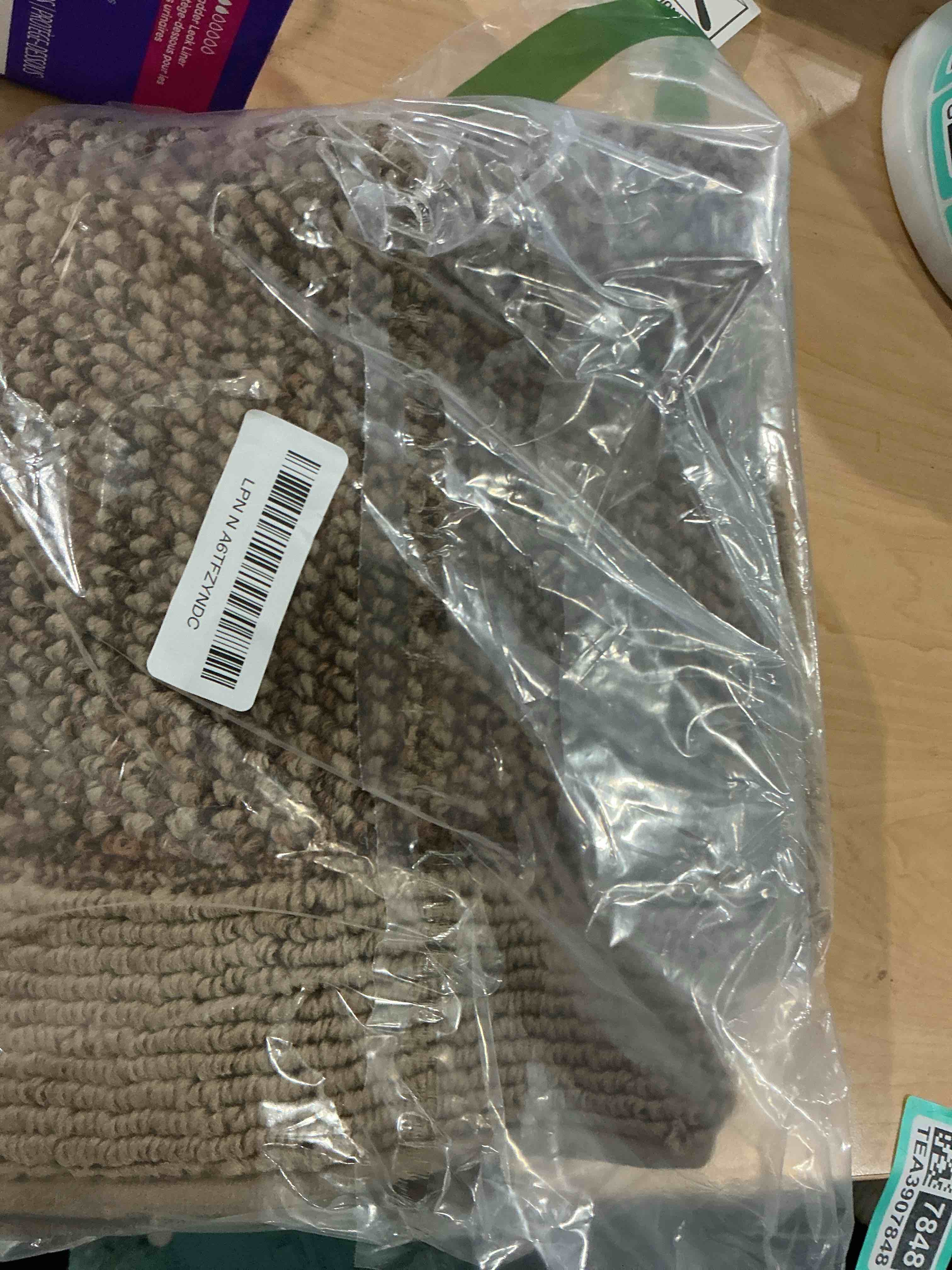 Condition photo showing Good Condition for BEQHAUSE Indoor Door Mat 20" x 32", Dirt Trapper Door Mats Non-Slip Entryway Rugs Washable, Resist Dirt Absorbent Welcome Mat, Low Profile Floor Mats for Front Back Door and Entryway, Taupe Taupe 20" x 32" (Rectangular)