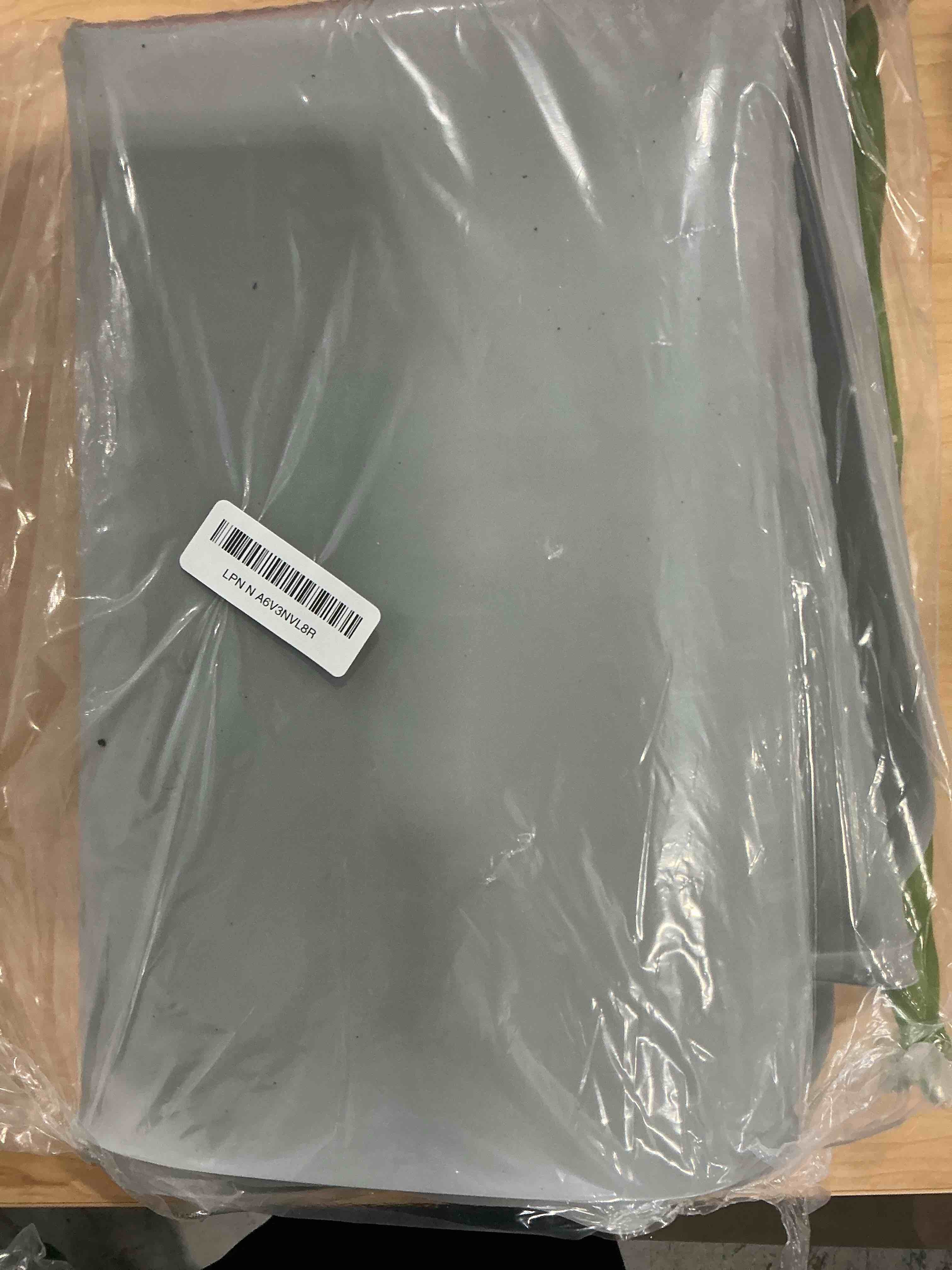 Condition photo showing Good Condition for Cat Litter Mat, Extra Large 40" x 28" Silicone Mat Litter Trapping Mat for Scatter Control, Soft on Kitty Paws, Easy to Clean (Gray) Light Grey 40"x28"- Stripe