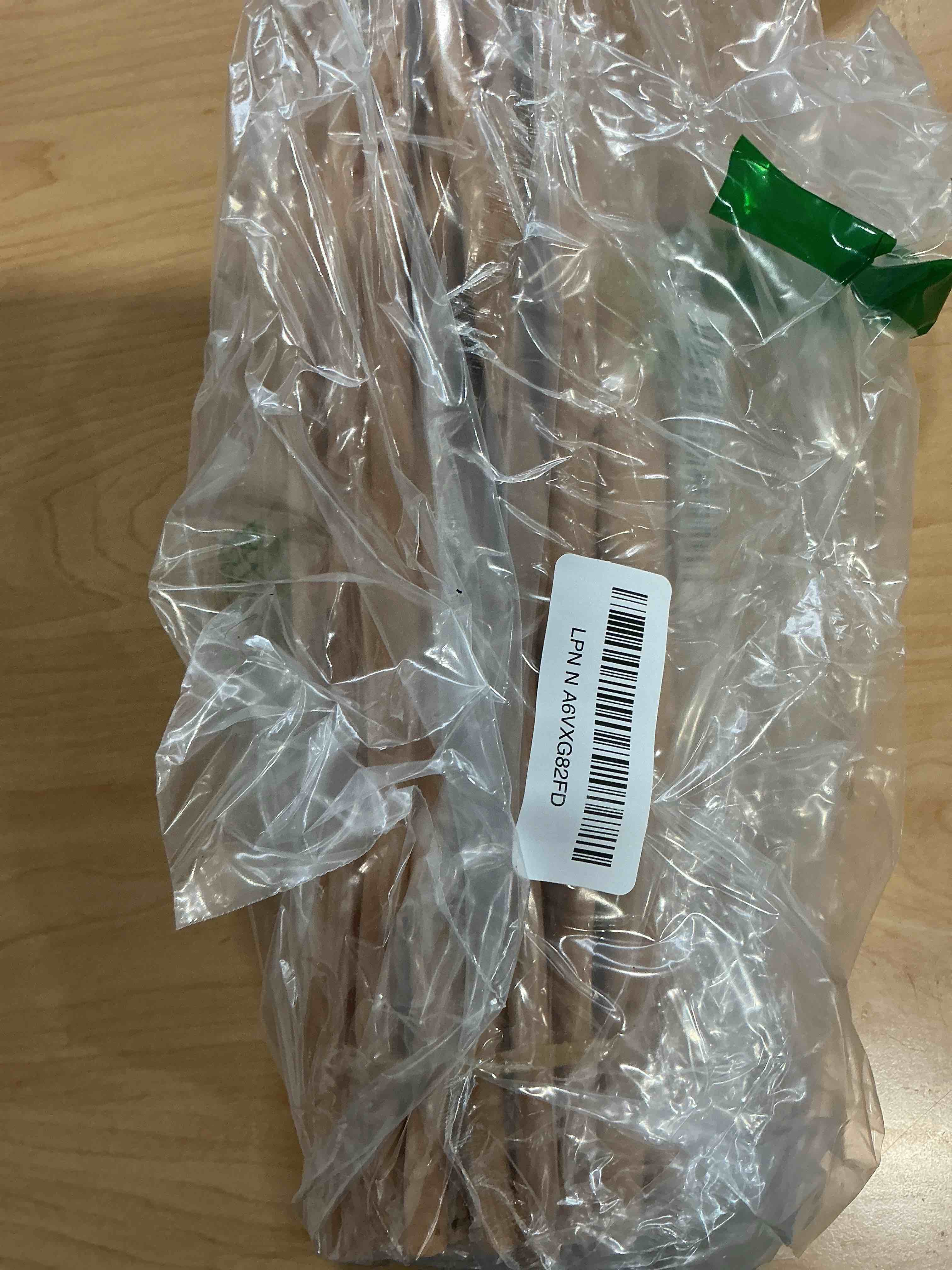 Condition photo showing Good Condition for HOMSFOU 50Pcs DIY Dried Wood Sticks - 30cm Natural Wood Sticks for Crafts, DIY Wooden Craft for Card Making, Bouquet & Photo Props As show