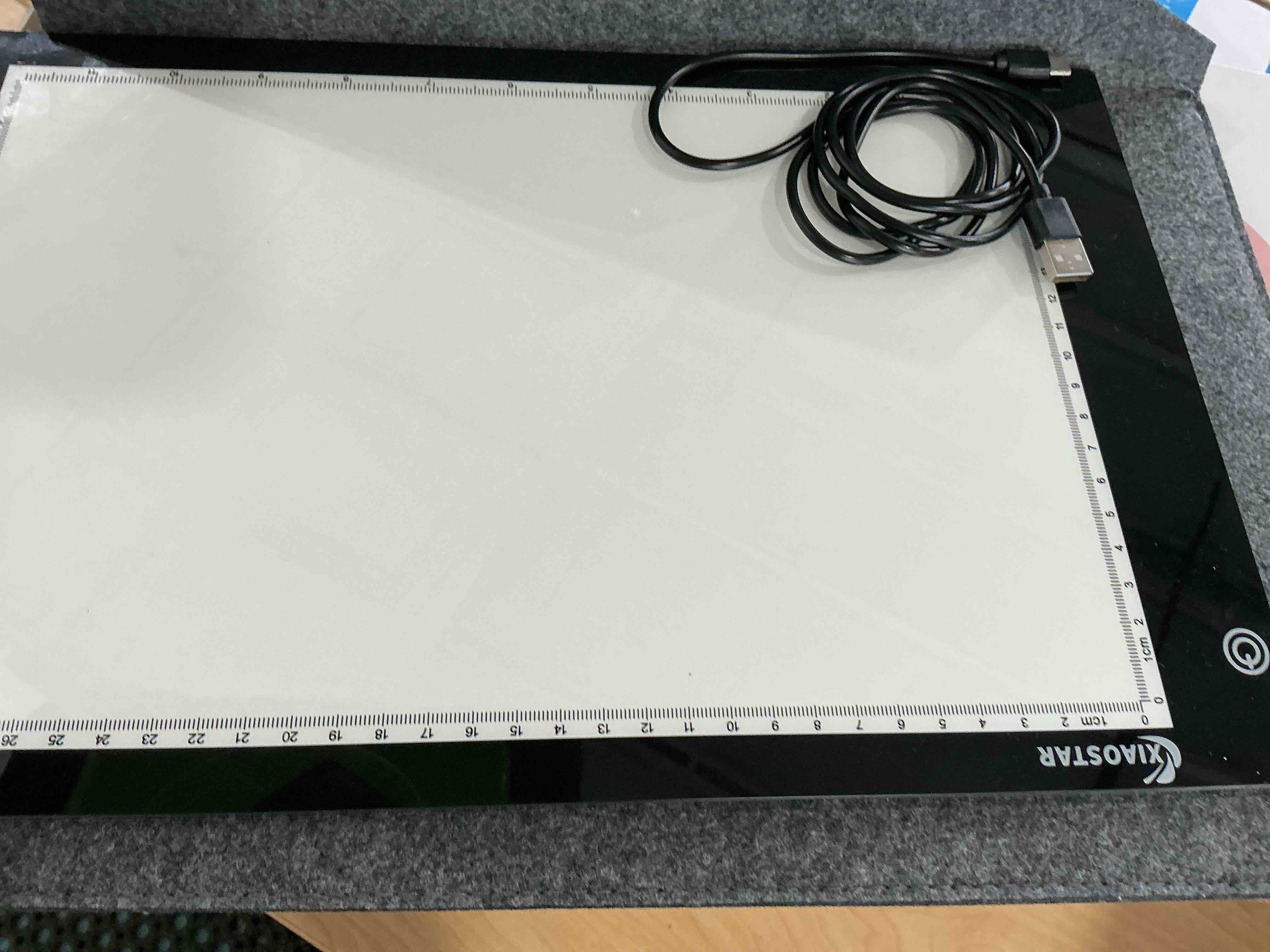Condition photo showing New/Like New for XIAOSTAR Light Box Drawing Pad, Tracing Board with Type-C Charge Cable and Brightness Adjustable for Artists, AnimationDrawing, Sketching, Animation, X-ray Viewing (A4) Not Rechargeable A4-P-Black