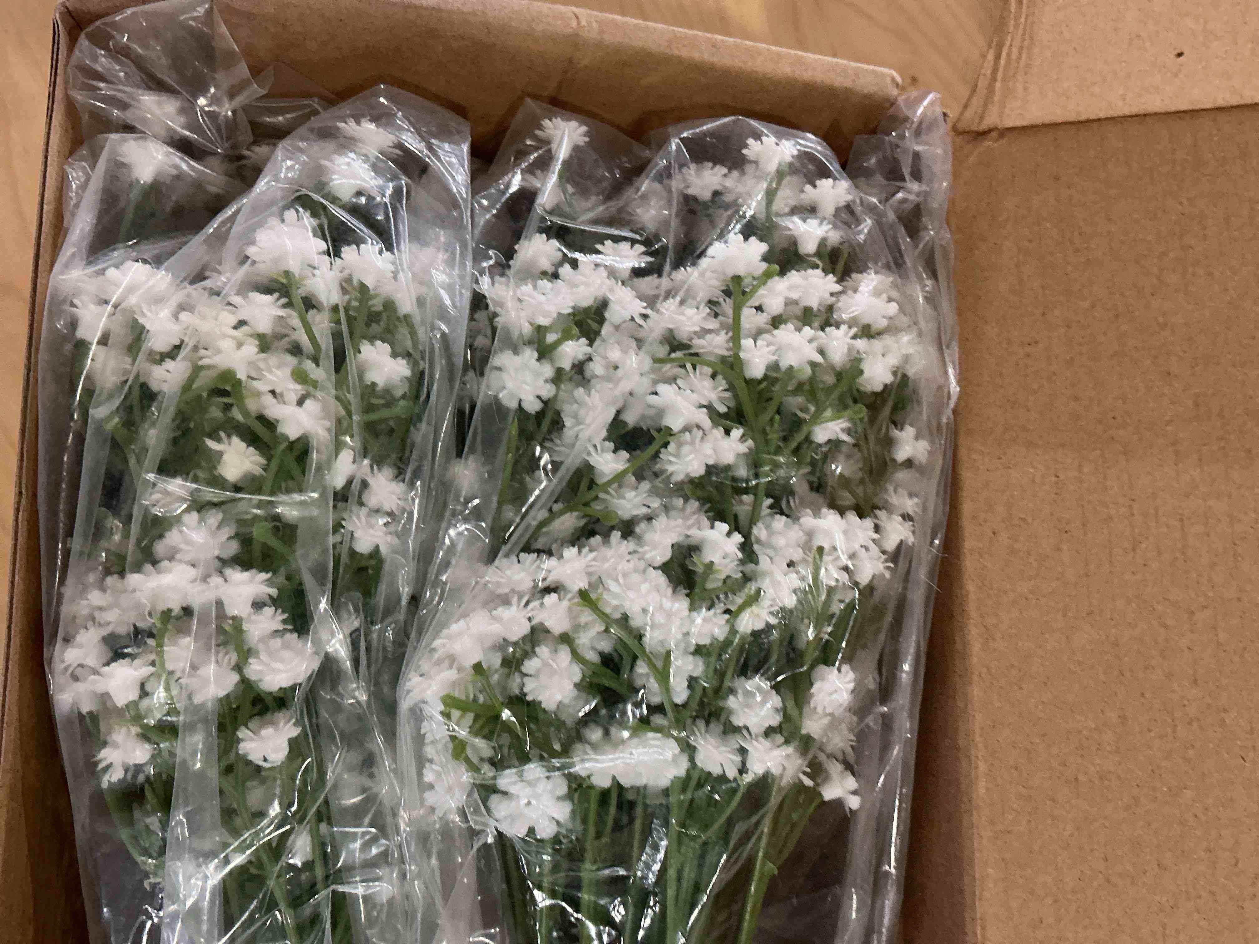 Condition photo showing New/Like New for Babys Breath Artificial Flowers - 40PCS Real Touch White Gypsophila Bouquets for Floral Decoration, Wedding, Home, Party, and Garden White 40PCS