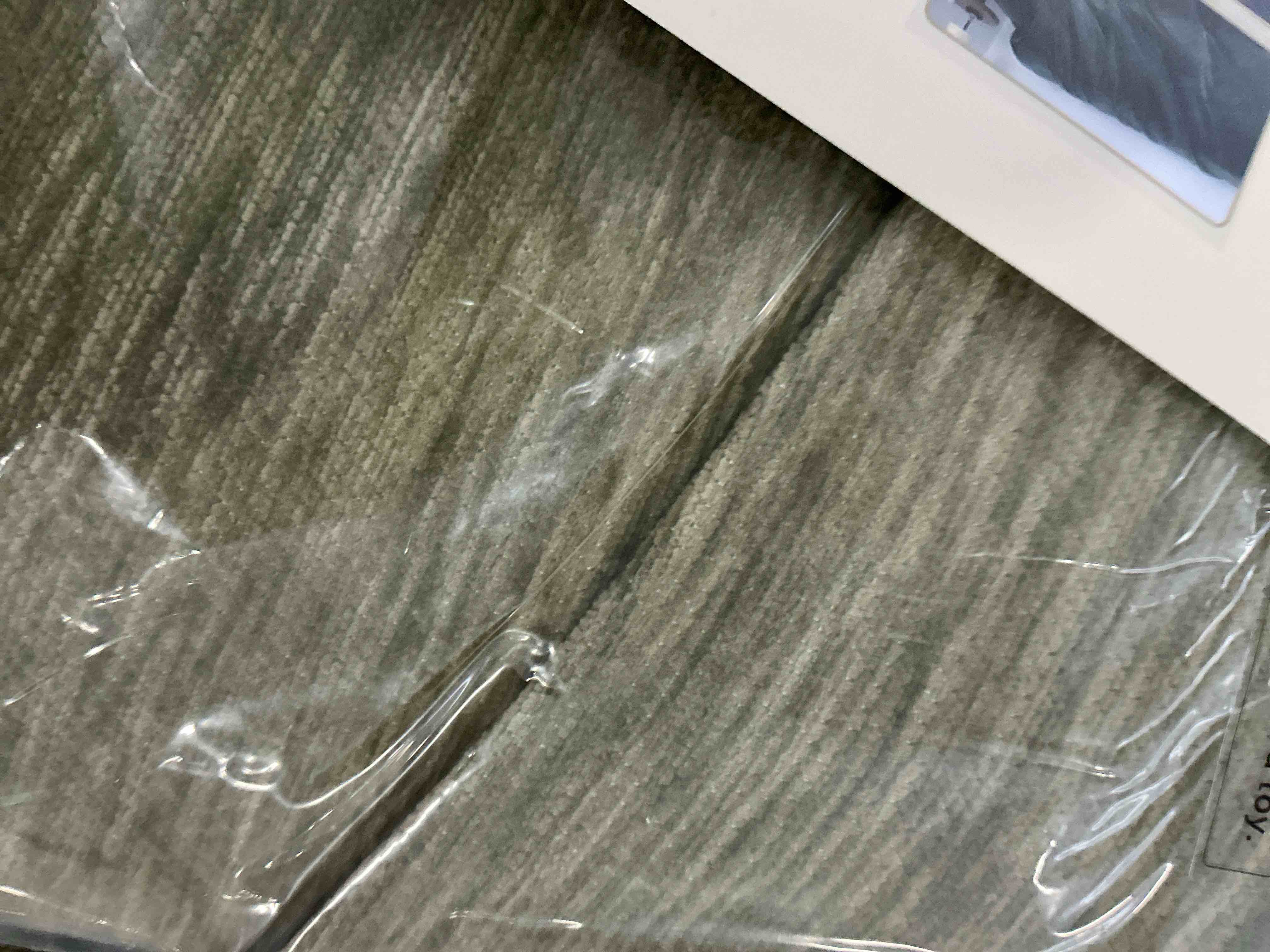 Condition photo showing New/Like New for Sectional Couch Covers, 2 Pieces Washable L Shaped Couch Covers Sofa Blanket for Dogs Pet Friendly Sectional Sofa Slipcovers Furniture Protector,71"x 110"+ 71"x 118",(X-Large,Green) Green X-Large