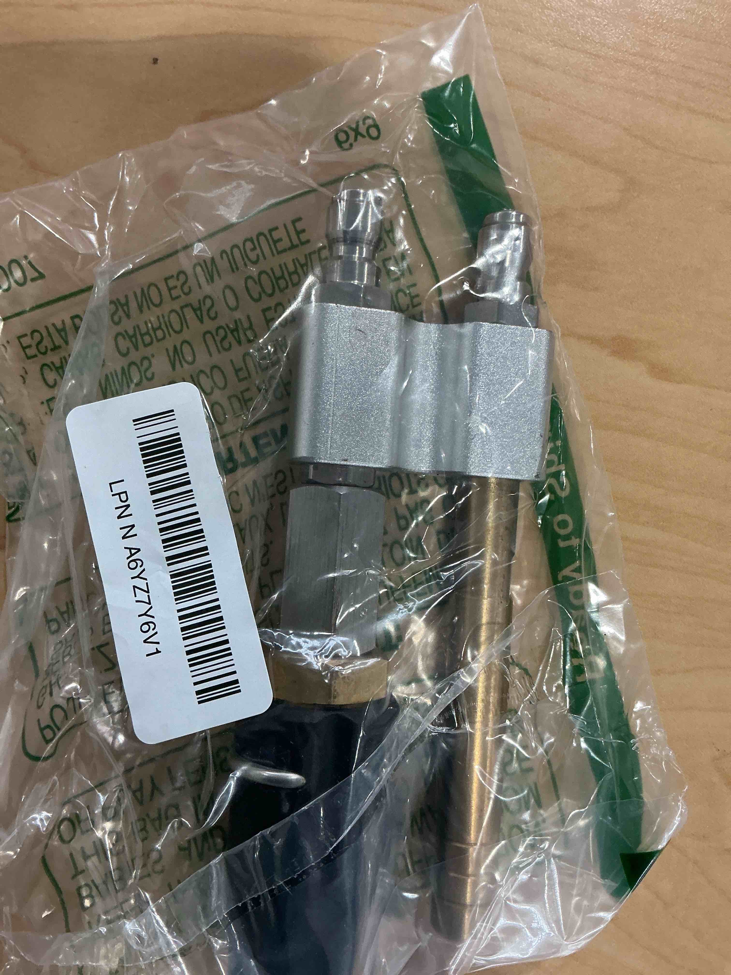 Condition photo showing Good Condition for Adjustable Downstream Soft Wash Nozzle?2-in-1 shooter tip M5 Long Reach Soap Twist Nozzle 0 to 60° spray pattern, for use with Pressure Washer 3-7 GPM 2-in-1 nozzle