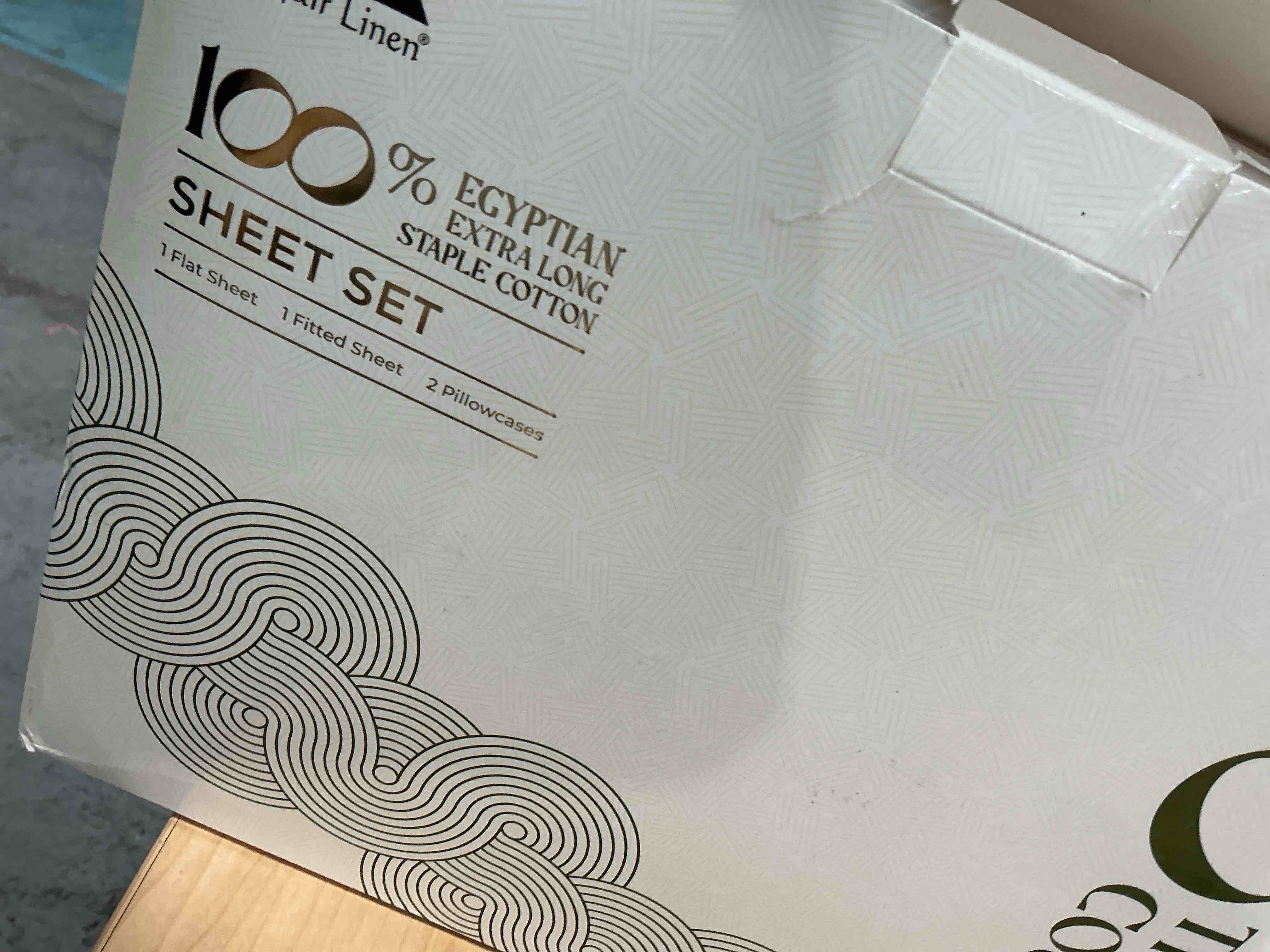 Condition photo showing New/Like New for Mayfair Linen 100% Egyptian Cotton Queen Size Sheets Set - 4 PC Luxury Set, 600 Thread Count Egyptian Cotton Sheets Queen Size (White), Soft, Cooling, 16" Deep Pocket Sateen Weave Hotel Bedsheet Queen 01 - White