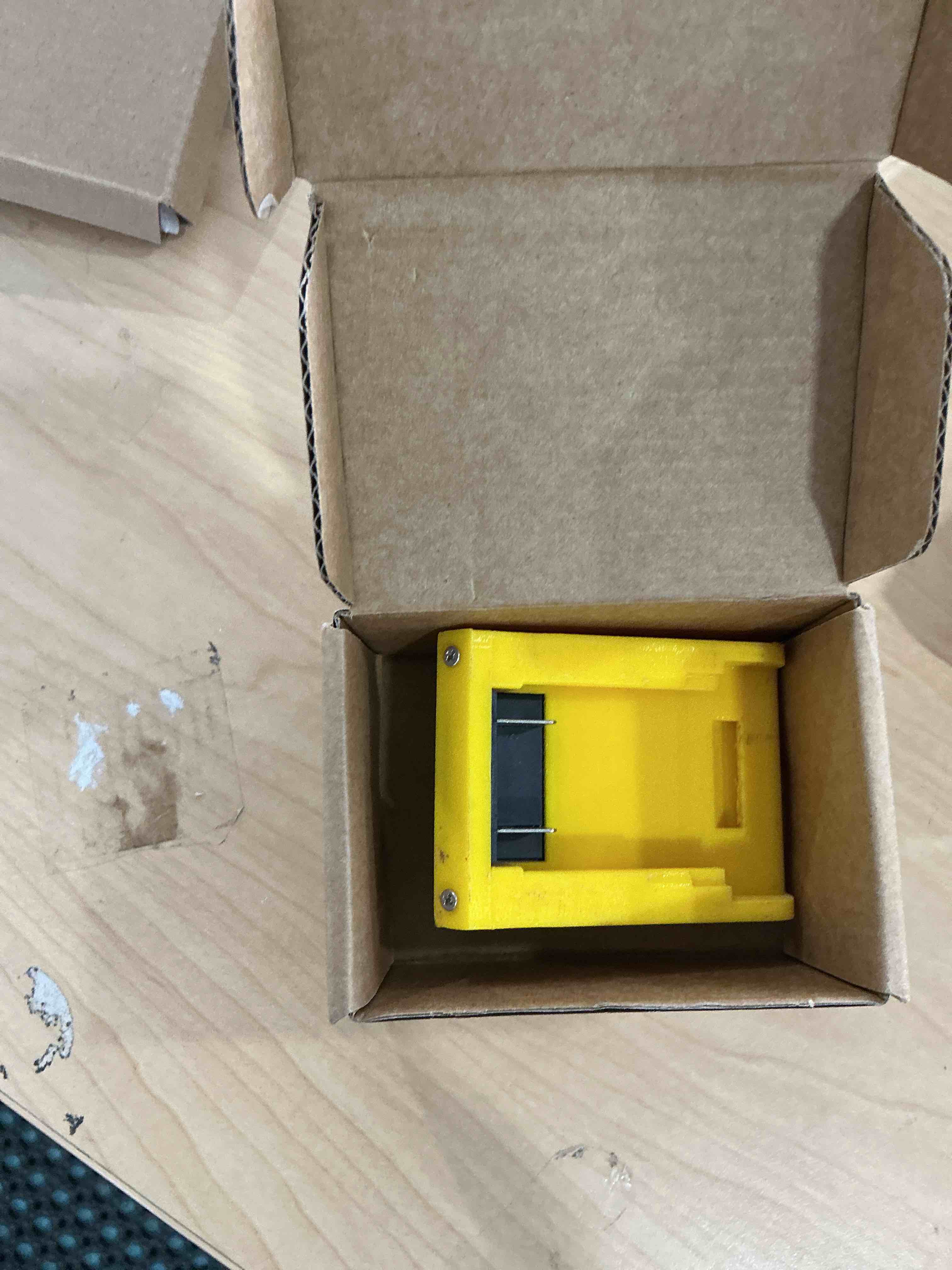 Condition photo showing Good Condition for for Stacyc 12" and 16" for De.Walt 20v Battery Adapter, Double The Battery Life Adapter for De.Walt