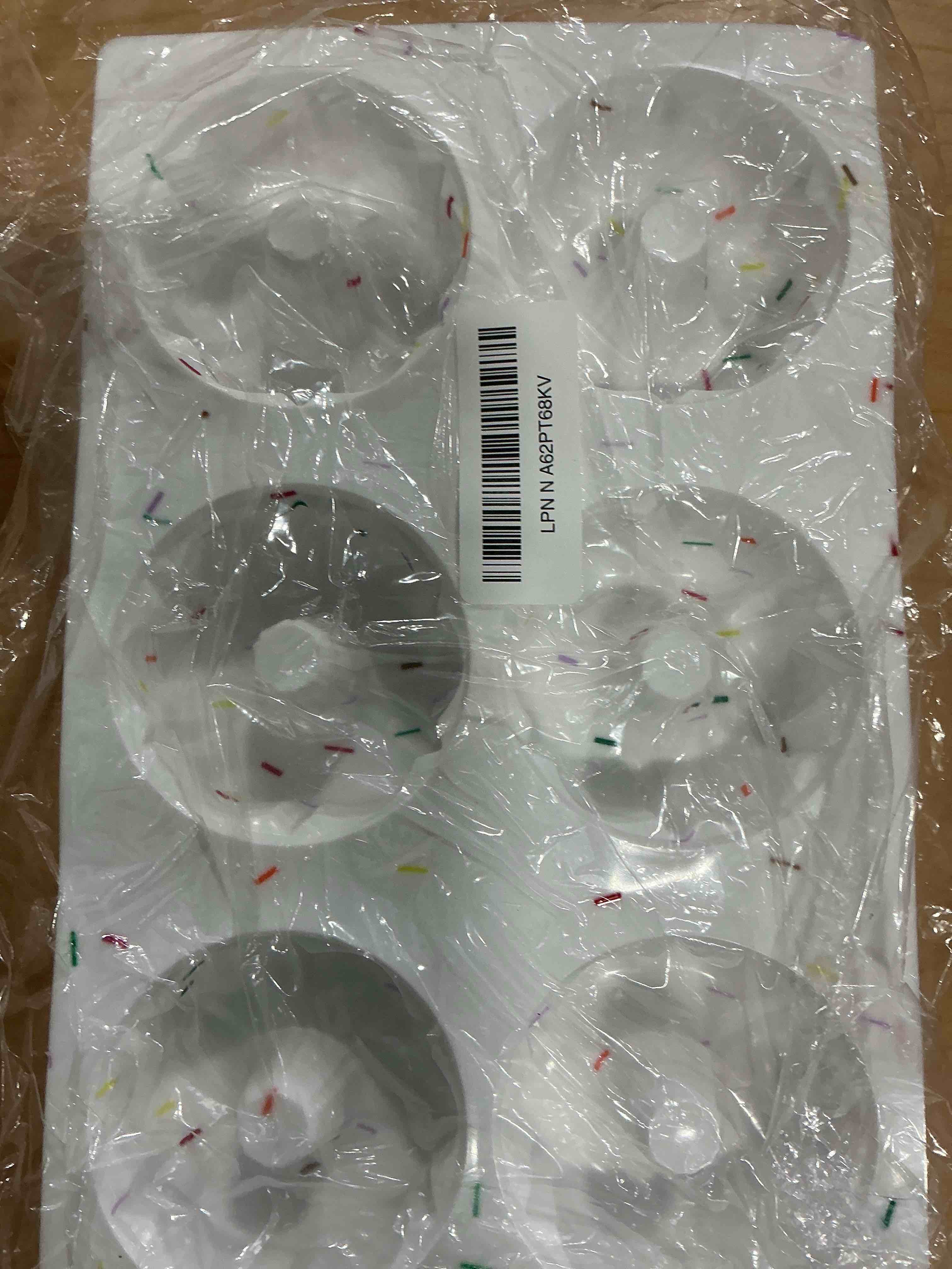 Condition photo showing Good Condition for HUAKENER 3 Pcs Mini Fluted Cake Pan, 6-Cavity Fluted Tube Cake Pan, Non-stick Silicone Baking Mold for Cupcakes, Donuts, Muffins, Cornbread, Brownies, Jellies