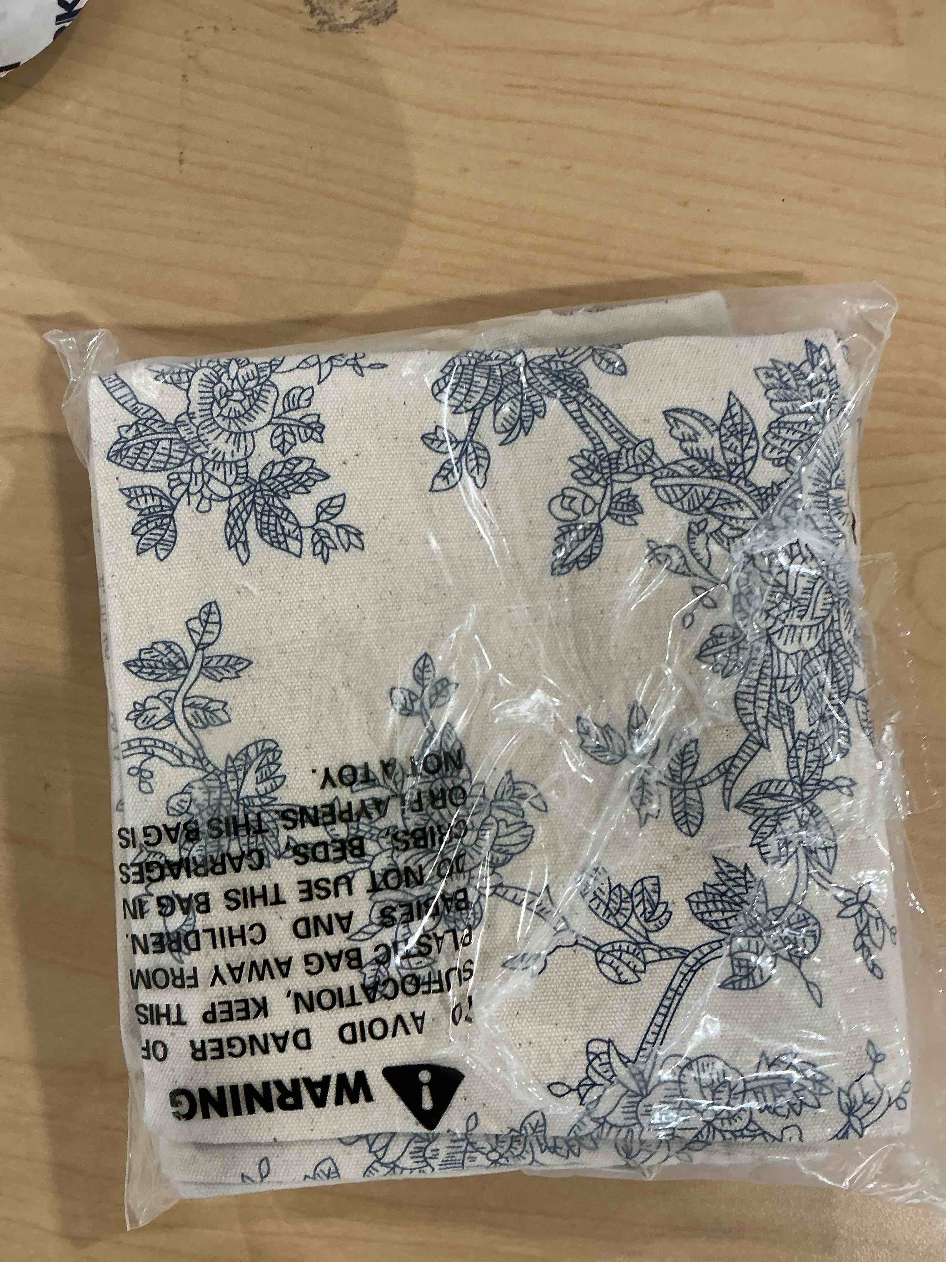 Condition photo showing Good Condition for 100% Cotton French Pastoral Throw Pillow Covers Set of 2, 16x16 Inch Blue Farmhouse Decorative Cushion Covers for Sofa Bed Living Room Home Decor Blue/Cream 16" x 16" (Pack of 2)