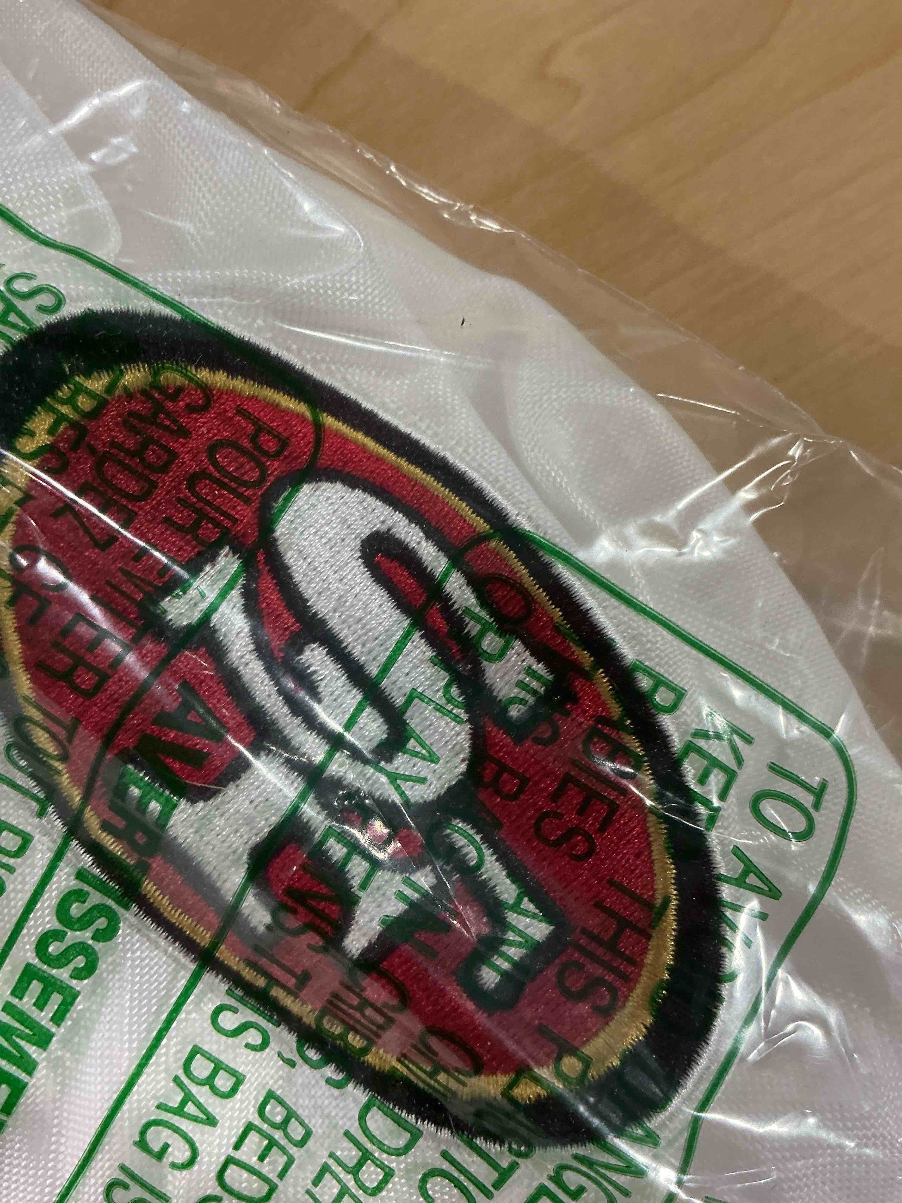 Condition photo showing New/Like New for Northwest NFL San Francisco 49ers Unisex-Adult Handwarmer, One Size, Team Colors