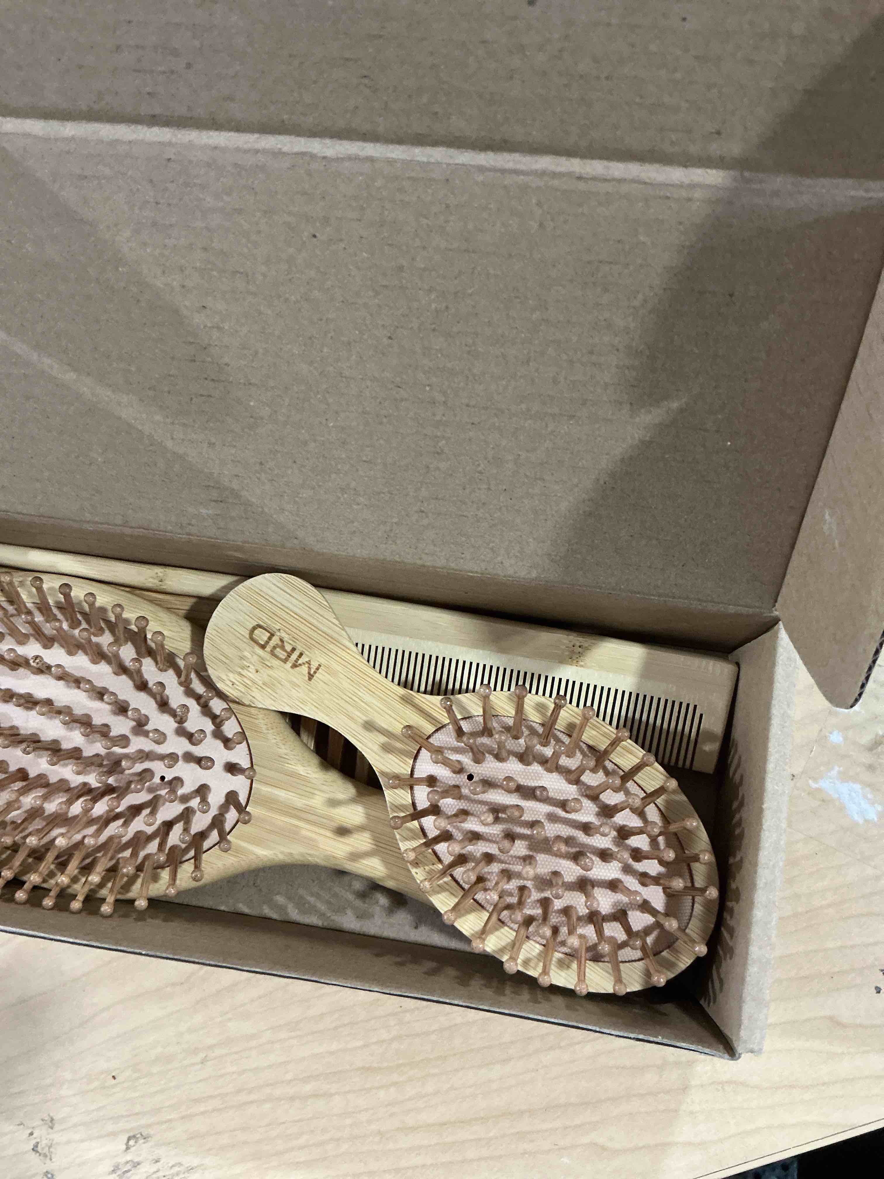 Condition photo showing Good Condition for MRD Hair Brush Set, Natural Bamboo Comb Paddle Detangling Hairbrush, Wide-tooth and tail comb No Bristle, suit for Women Men and Kids Thick/Thin/Curly/Dry Hair Gift kit