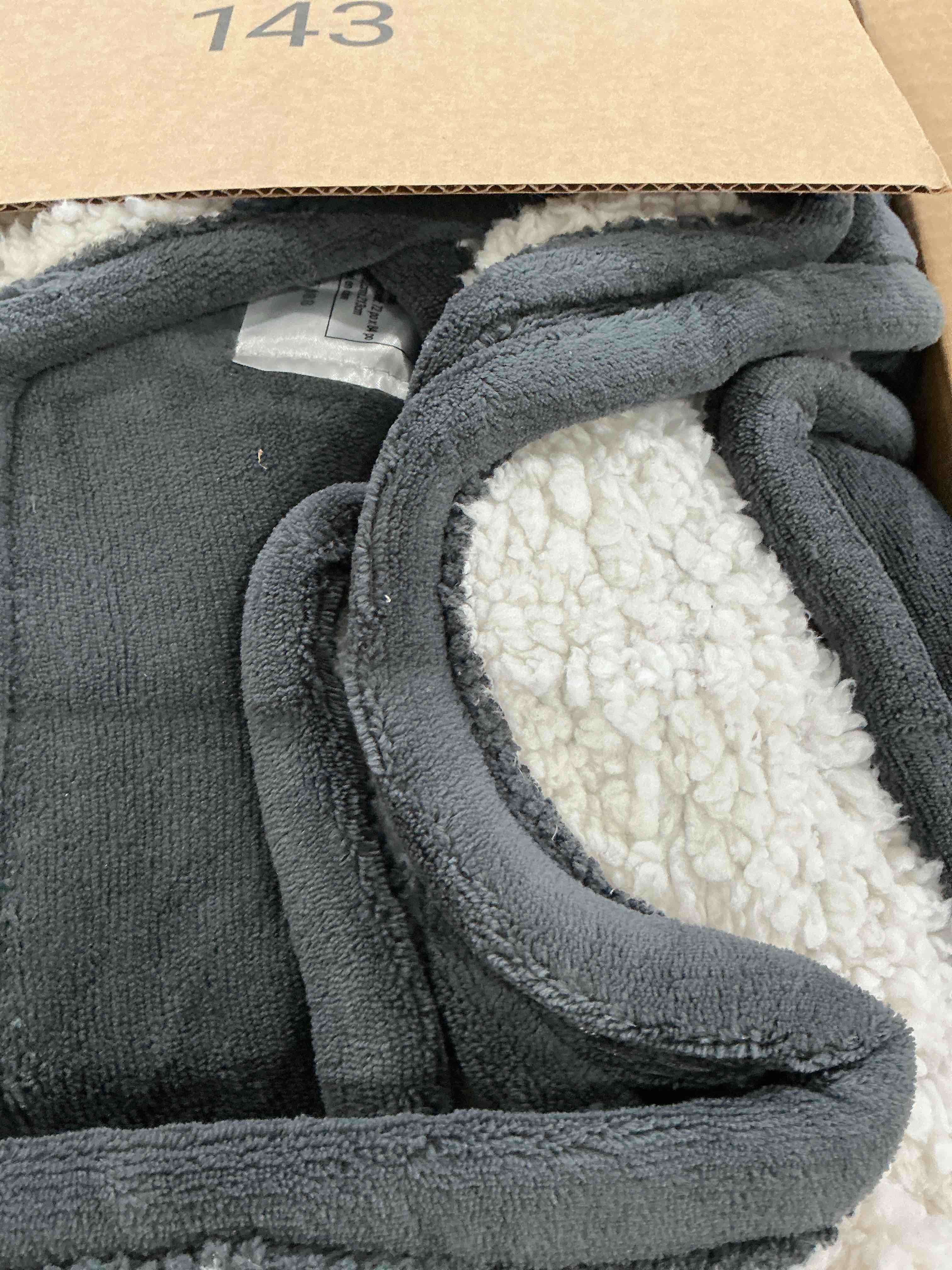 Condition photo showing Good Condition for RALYSUN Electric Heated Blanket 72"x84" Full Size - Dual-Sided with Microplush & Sherpa Fabric, 4 Heat Settings & 10 Hours Auto Off, Machine Washable - Iron Gray 01-iron Gray Full(72"x84")