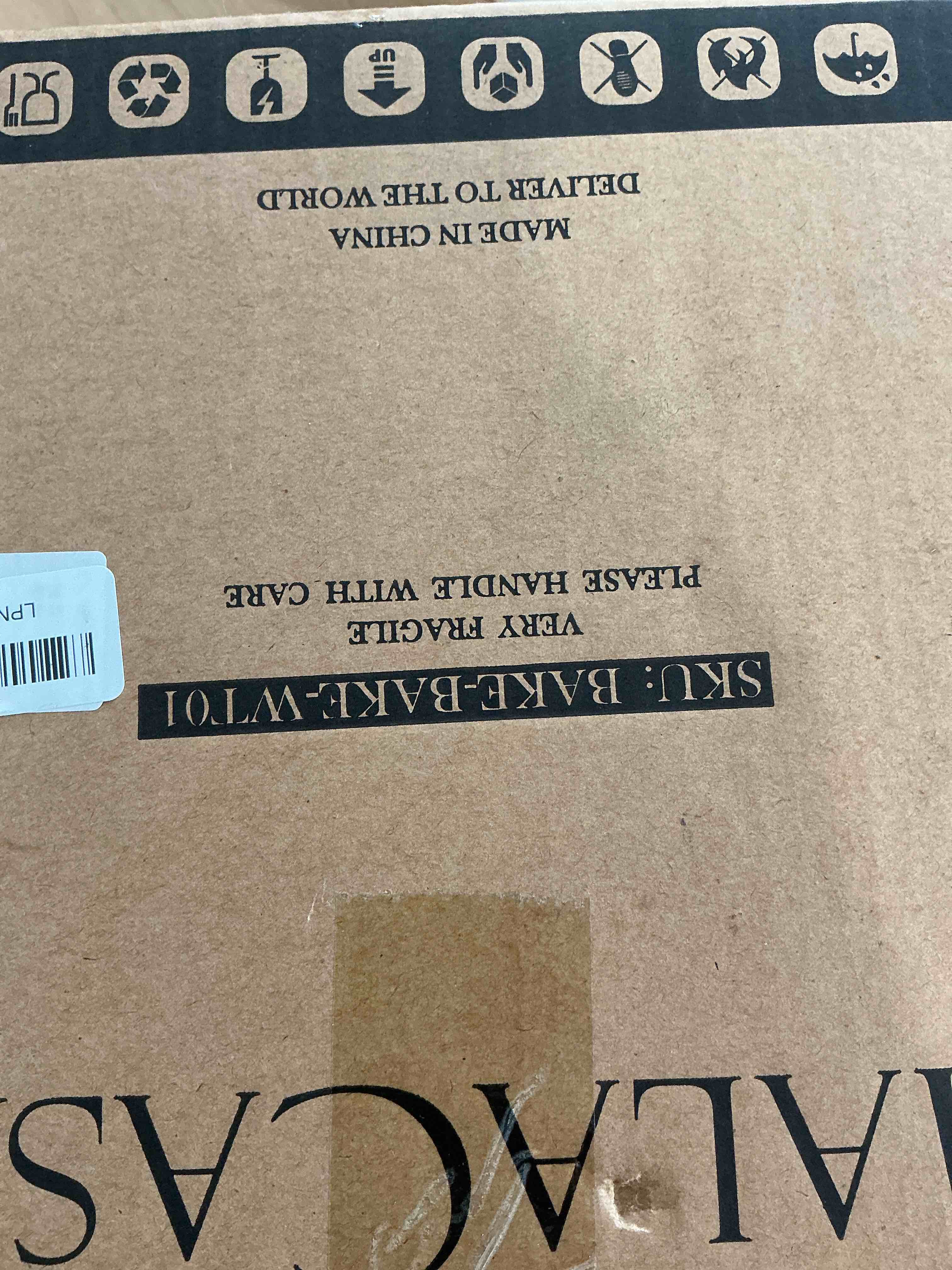 Condition photo showing New/Like New for MALACASA 4.4 QT Baking Dish, 9x13 Large Casserole Dish for Oven, Ceramic Baking Pan, Rectangular Lasagna Pan Deep with Handles for Baking, Durable Microwave Oven Safe, Wedding Gift,White, Series BAKE-BAKE White 4.4 QT