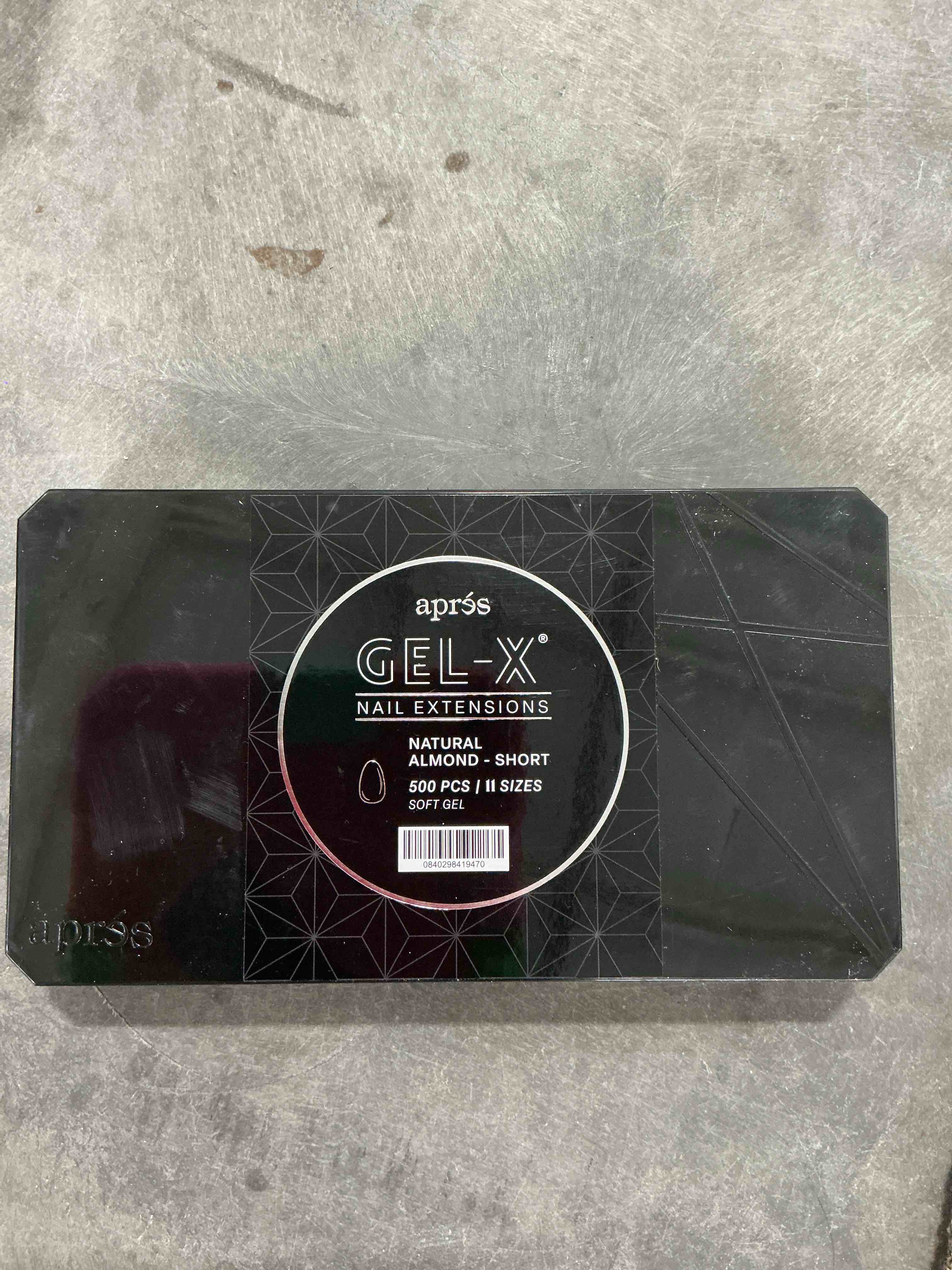 Condition photo showing New/Like New for Apres Gel-X® Soft Gel Tip Box | Natural Almond | 500pc Nail Tips, 11 Sizes 00-9, Premium Quality (Natural Almond Short)