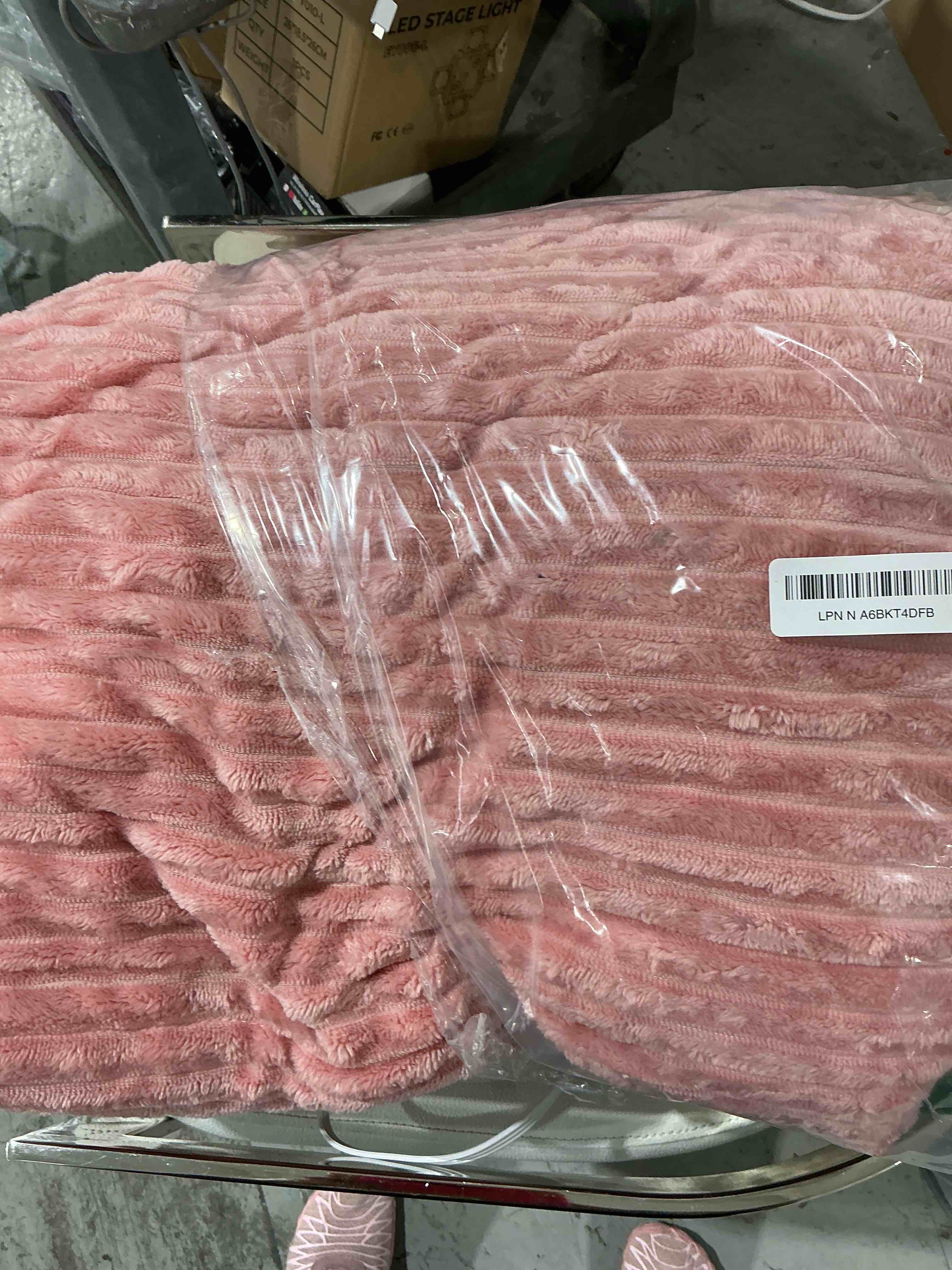 Condition photo showing New/Like New for Bedsure GentleSoft Electric Blanket Twin - Soft Ribbed Flannel Heated Blanket, Heating with 10 Time Settings, 6 Heat Settings, and 8 hrs Timer Auto Shut Off (62x84 inches, Pink) 07 - Pink Twin