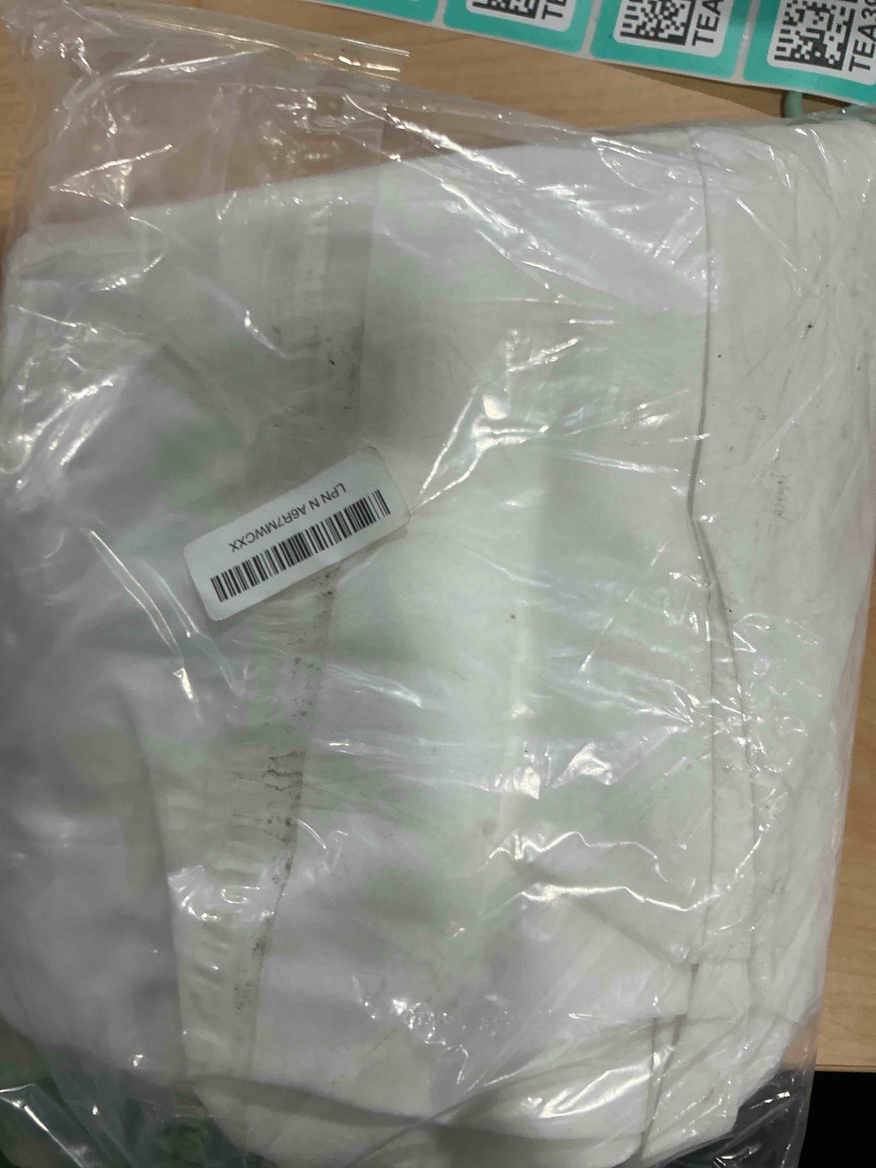 Condition photo showing Good Condition for Biscaynebay Wrap Around Bed Skirts for Twin & Twin XL Beds 11" Short Drop, White Adjustable Elastic Dust Ruffles Easy Fit Wrinkle Resistant Silky Luxurious Fabric Machine Washable Twin-11" Drop White