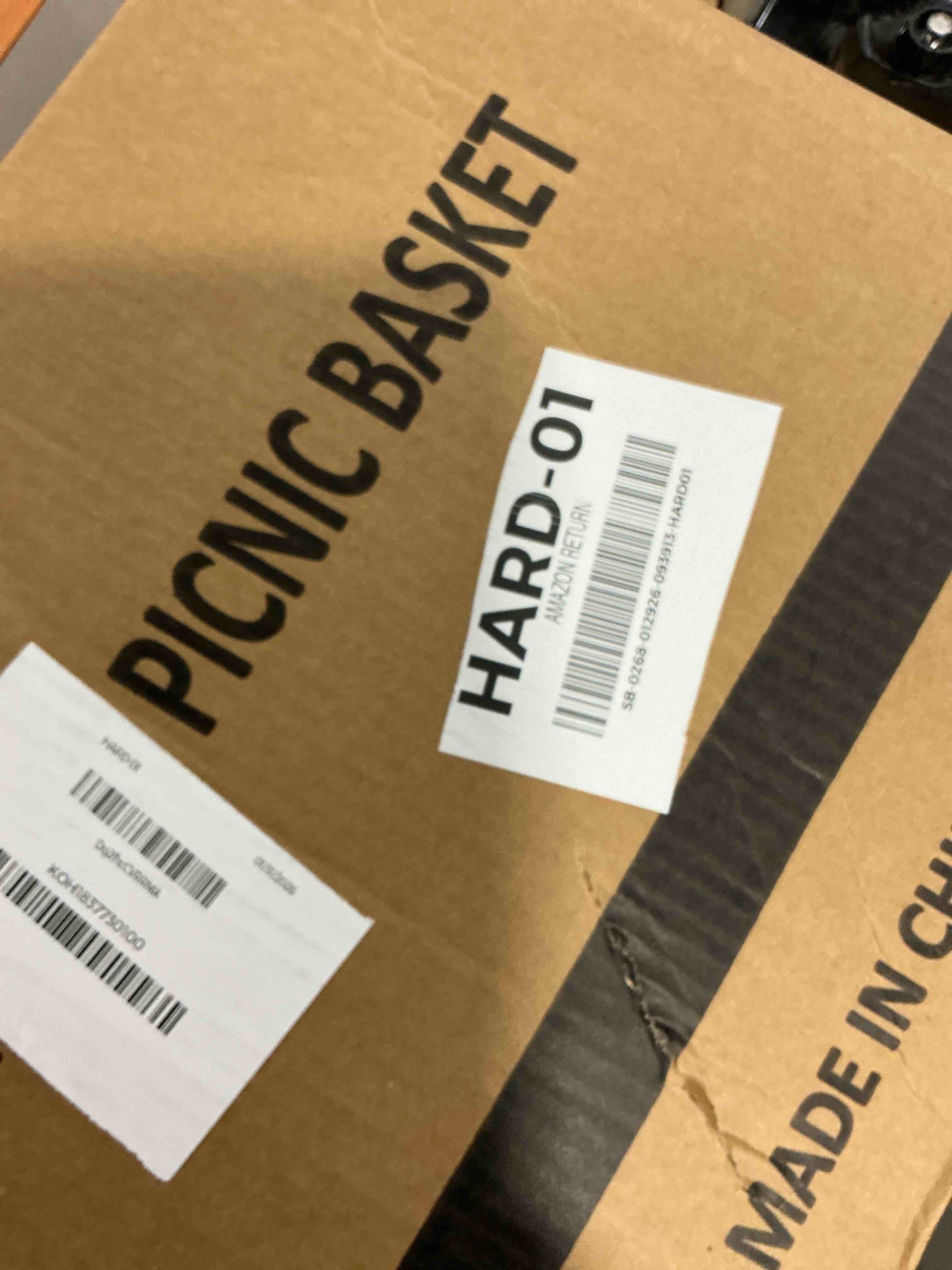 Condition photo showing New/Like New for Wicker Picnic Basket with Removable Liner Empty Picnic Baskets with Lid, Picnic Hamper with Foldable Handles for Picnic 2, Natural Color, Large Large - Natural