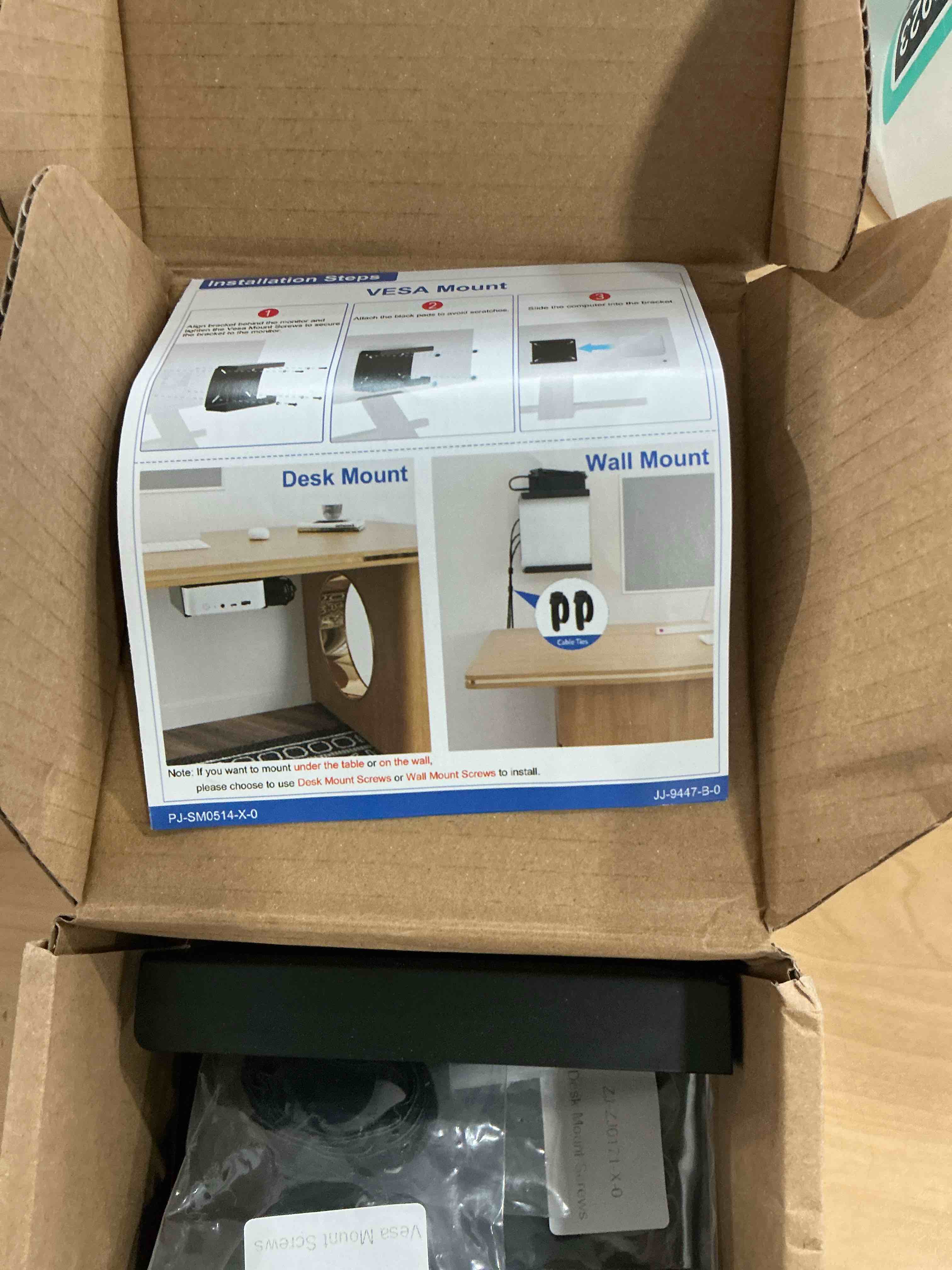 Condition photo showing New/Like New for Metal Mini PC VESA Mount for Beelink SER5 Pro, EQi12, SER5 MAX, SER8, SER9 Pro, SER9, SER8 Pro, SER6, EQR6, EQR5, SEi13 Pro, SEi14, Vesa/Wall/Under Desk, Mount for Beelink, with Holder, Black