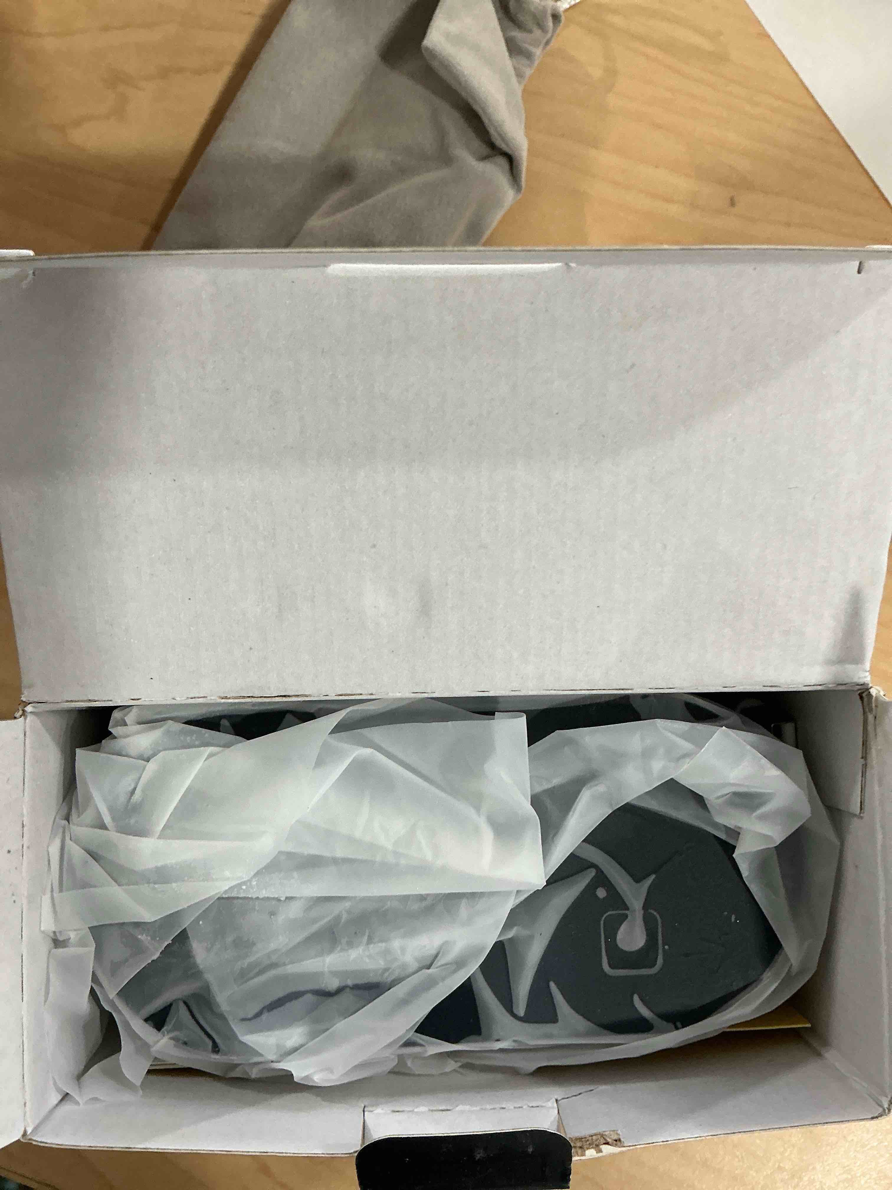 Condition photo showing New/Like New for Waterless Diffuser for Home Essential Oil Diffuser, Aromatherapy Diffuser, Portable Scent Diffusers, 3 Mist Modes, Cycle Start for Bedroom, Office Studio 350-700 sq. ft Silver