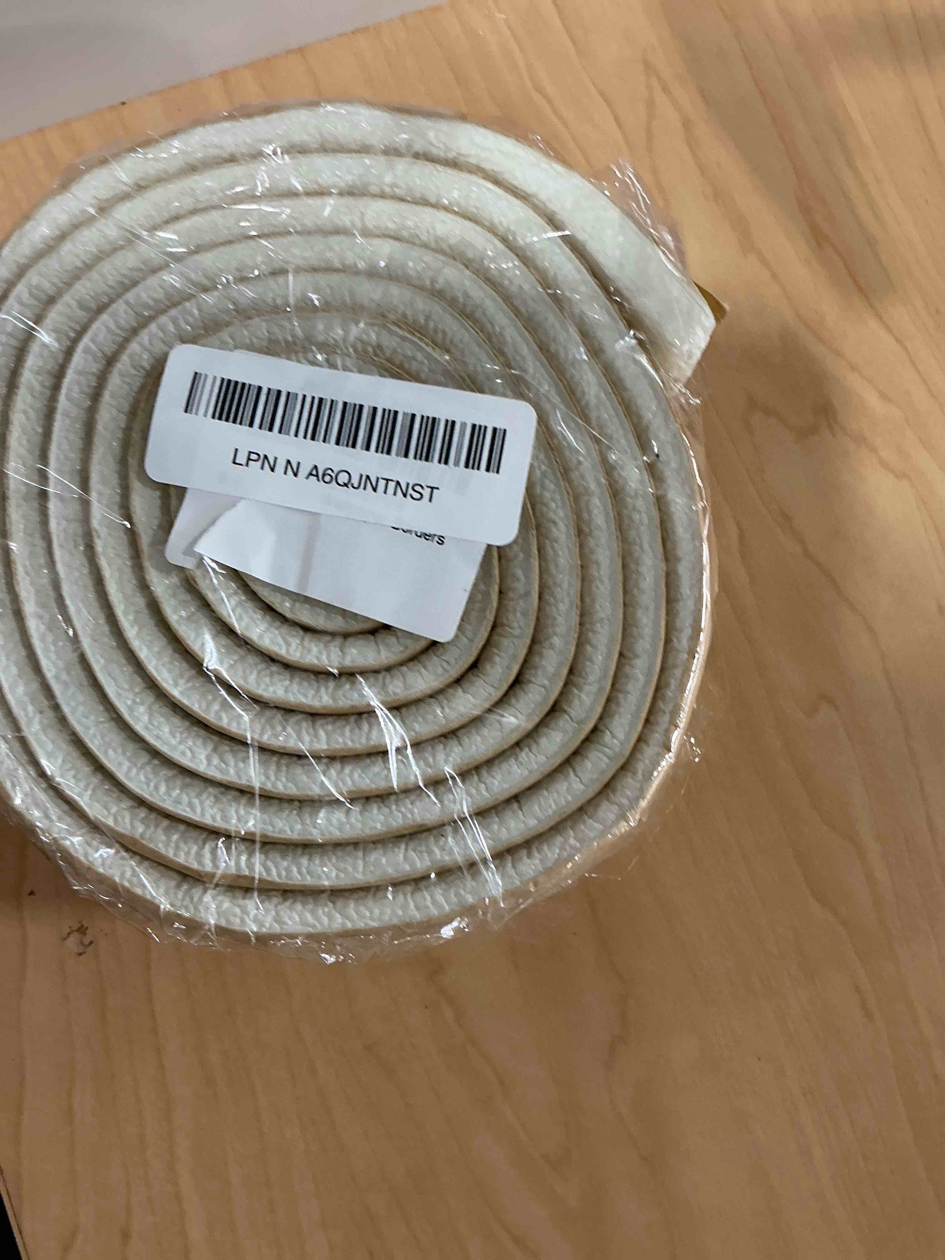 Condition photo showing Good Condition for brown town WAPANE 90" x 3.1" Peel Stick Foam Molding Trim Self Adhesive, Crown Molding Wallpaper Border Flexible, 3D Wall Edging Lines Foam Baseboard, Wall Base Moulding Trim for Home, Hotel DIY Decoration 3.1" x 90" White
