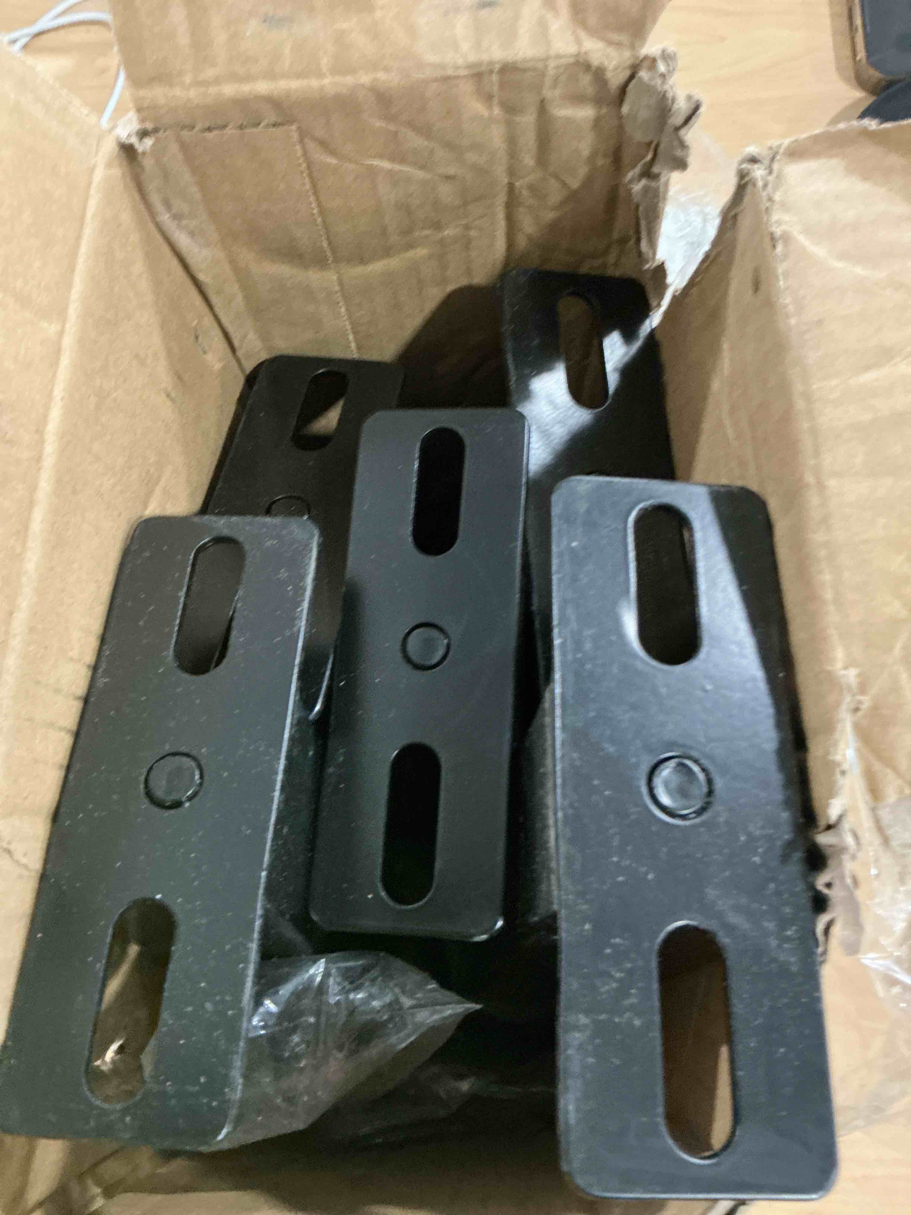 Condition photo showing Good Condition for 6PCS Adjustable Height Bed Support Legs, Heavy Duty Metal Bed Frame Support Legs, 7.4-12.1 inch Furniture Risers Replacement with Non-Slip Base for King Queen Slats/Furniture/Table/Couch/Sofa/Dresser