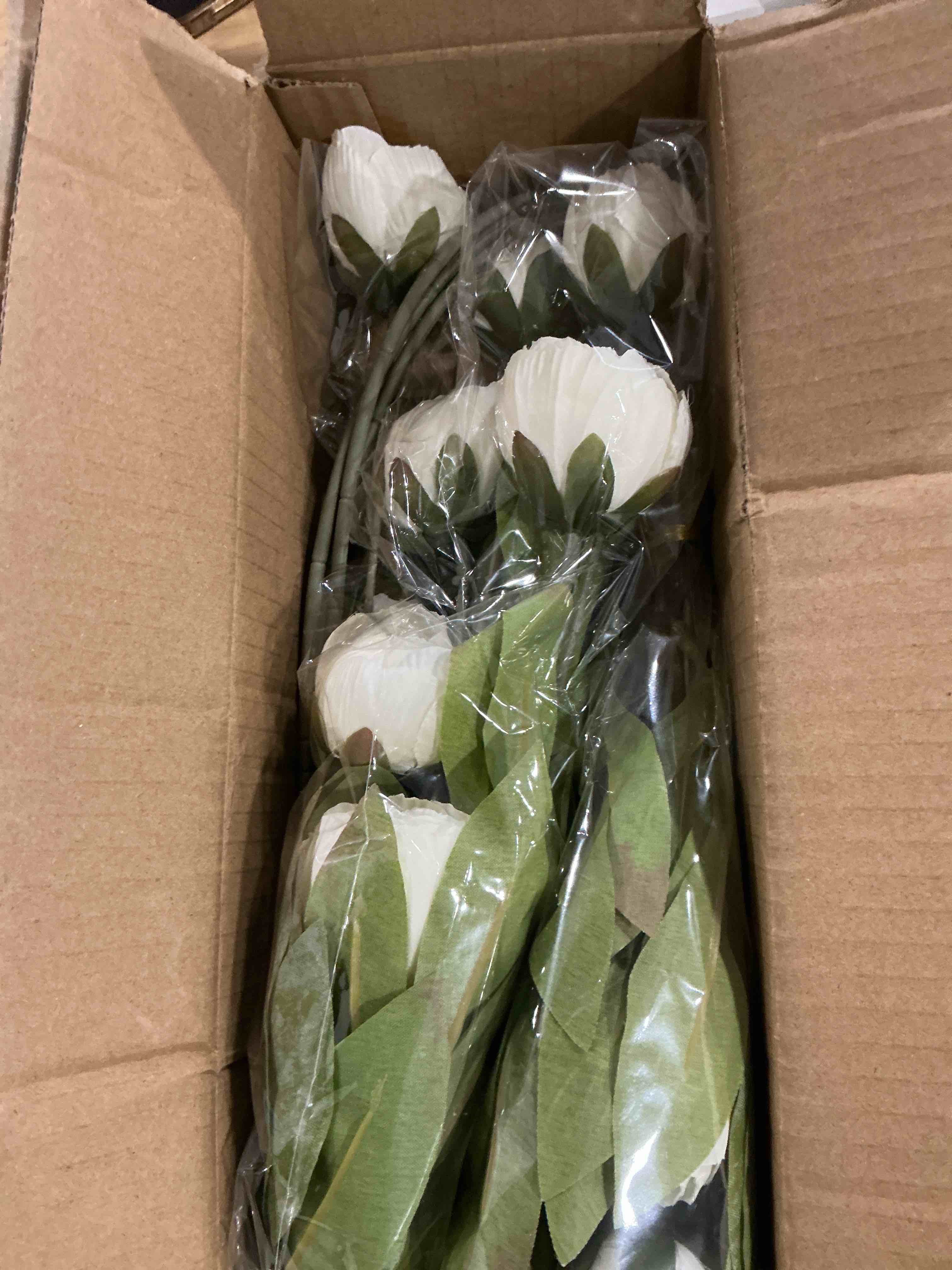 Condition photo showing New/Like New for VIERENA 6 Pcs Faux Silk Peony Artificial Flowers for Vase -27", Bulk Fake Peonies Branches with Stems for DIY Bouquet Centerpieces Wedding Fillers Arrangements Shower Decorations (Cream) 6 Cream