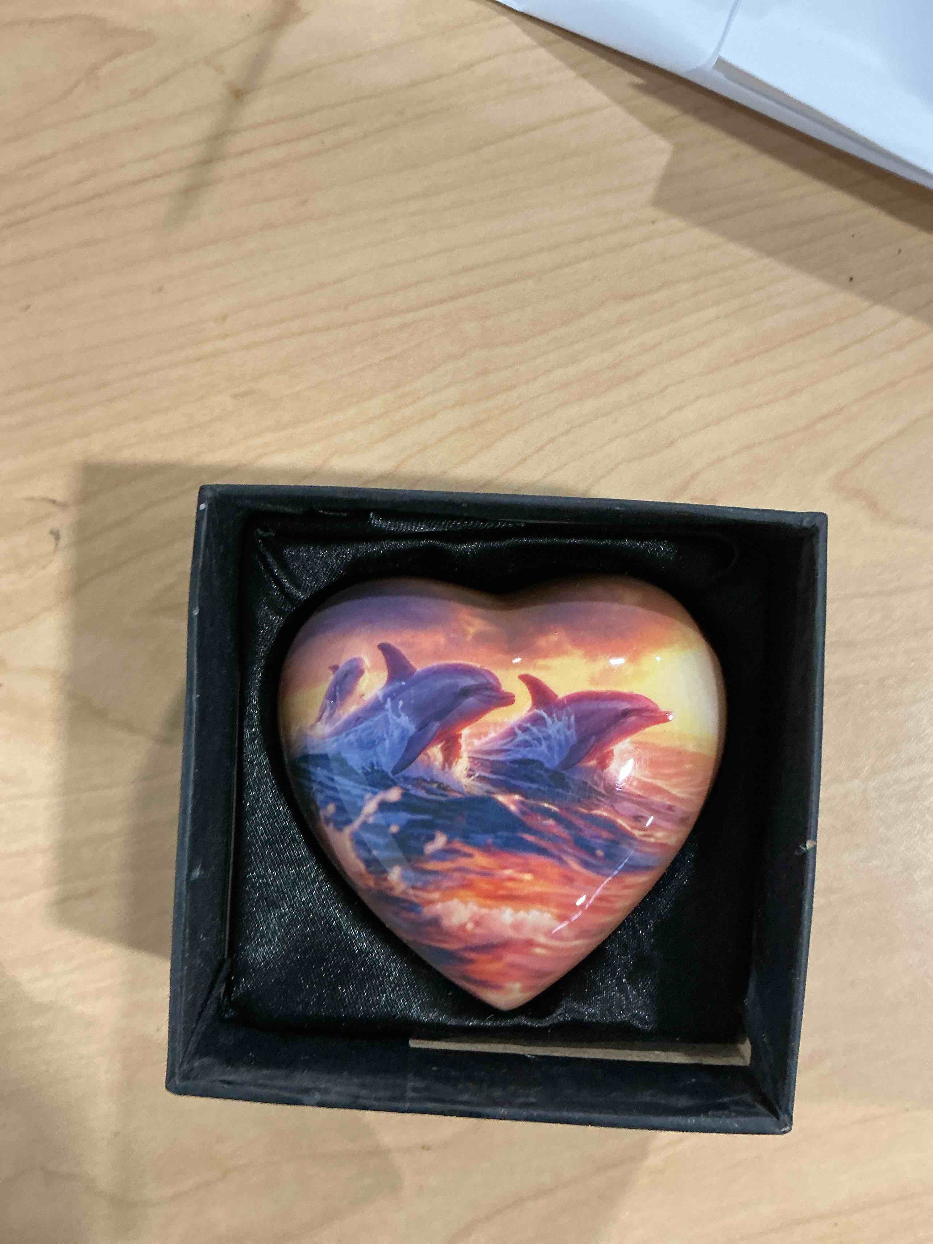 Condition photo showing Good Condition for Dolphin Urn for Ashes - Heart Urn for Human Ashes Adult Female - Cremation Urns for Burial - (Size - 3 inch Pack of 1) - Keepsake Urns #2 (Set of 1)