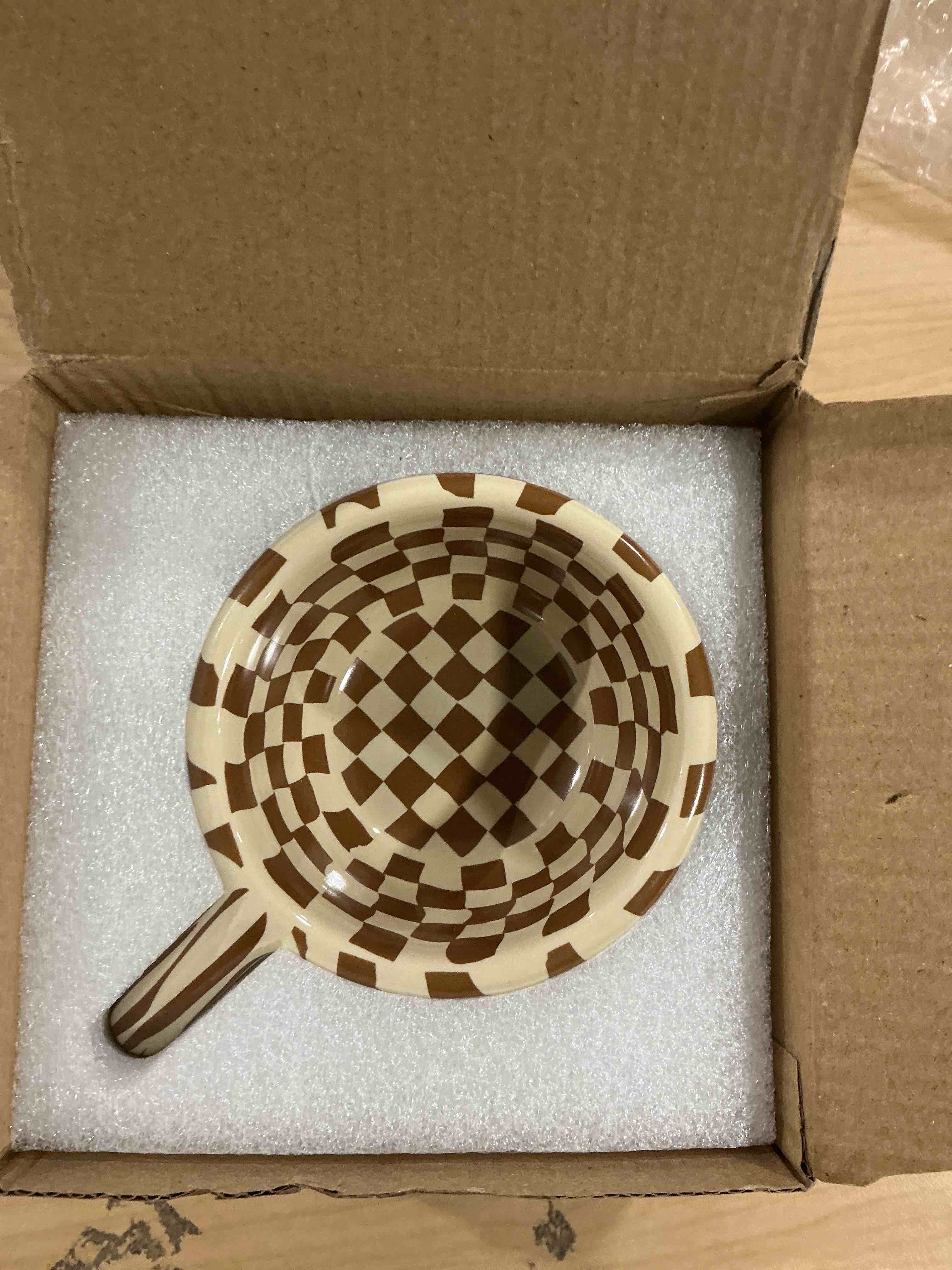 Condition photo showing New/Like New for Checkered Coffee Mug 5oz 4x2 inch, Creative Irregular Checkerboard Ceramic High-value Retro Afternoon Tea Coffee Cup Set, Novelty Plaid Cup for Office (Brown)