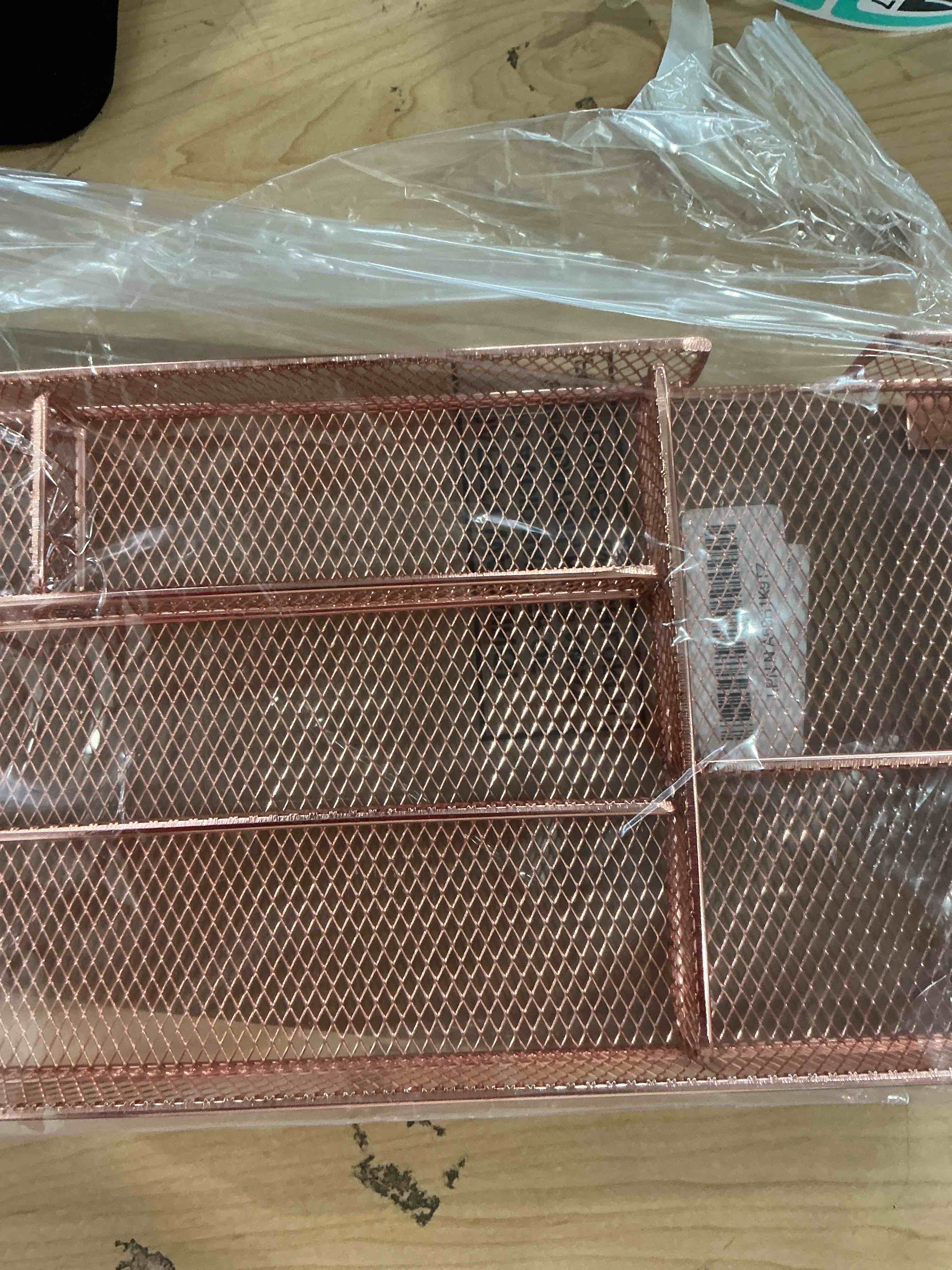 Condition photo showing New/Like New for Desk Drawer Organizer Tray, Mesh Desk Organizer, Office Drawer Organizer, Desk Accessories & Workspace Organizers, Suitable for Tools, Pencils, Office Supplies Storage (Rose Gold)