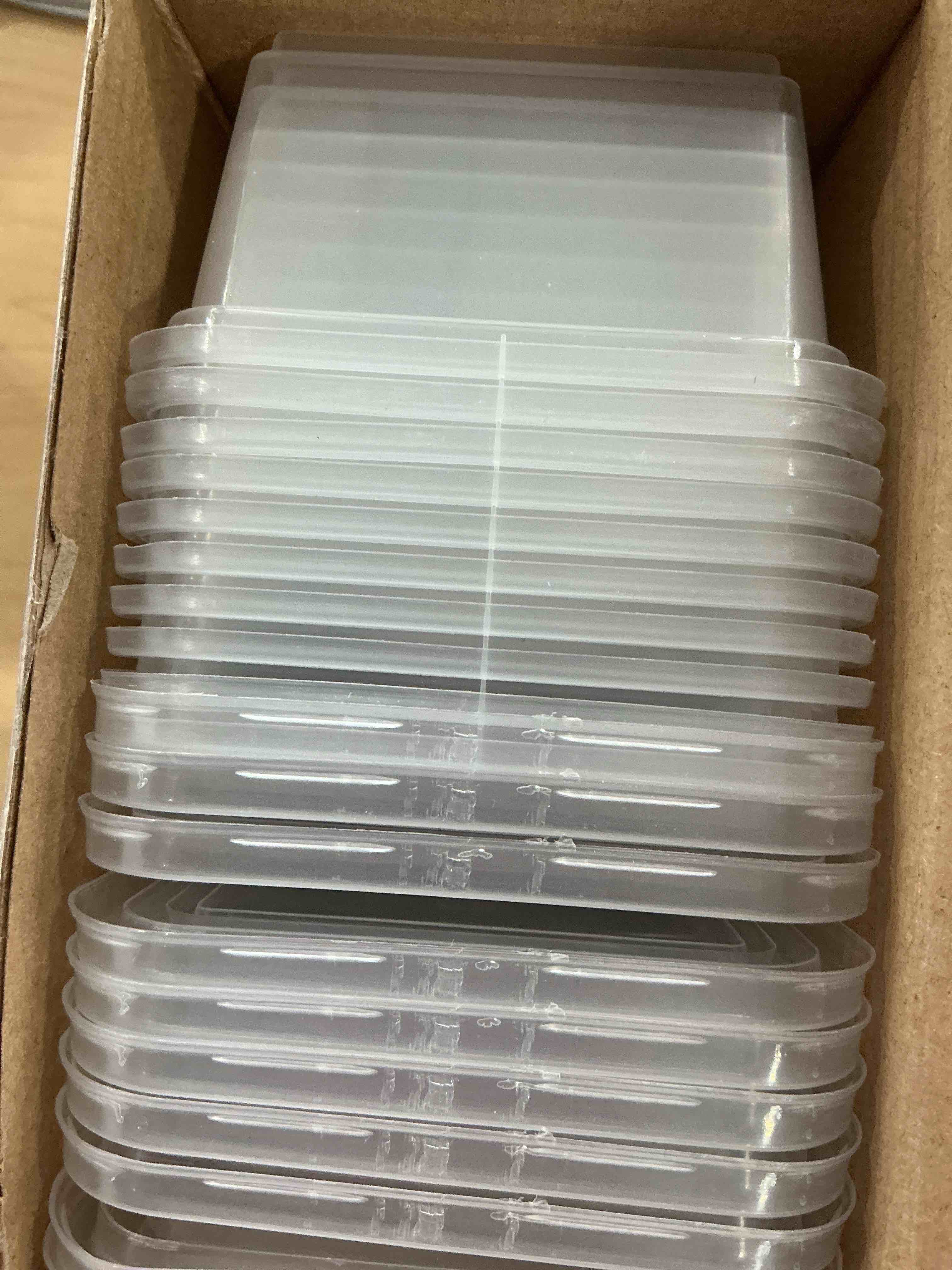 Condition photo showing Good Condition for Hushee 10 Pack 17 oz Small Meal Prep Containers with 3 Compartments Snack Containers with Lid Disposable Plastic Bento Box Travel Lunch Food Boxes Stackable for Office Picnic (Clear) Clear 10