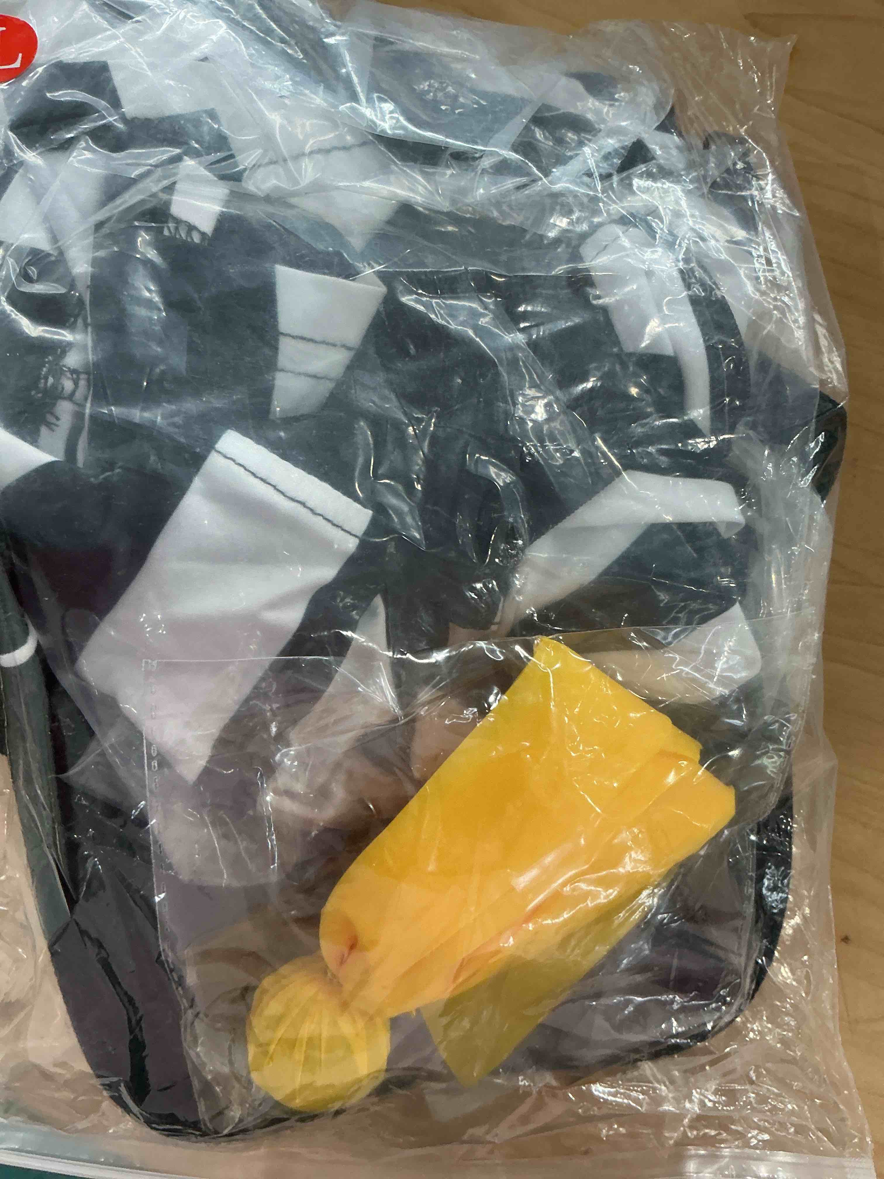 Condition photo showing Good Condition for Referee Shirt for Men & Women, 4-Piece Ref Uniform Set with Zipper Collar, Whistle, Hat & Penally Flag for Football & Soccer Large