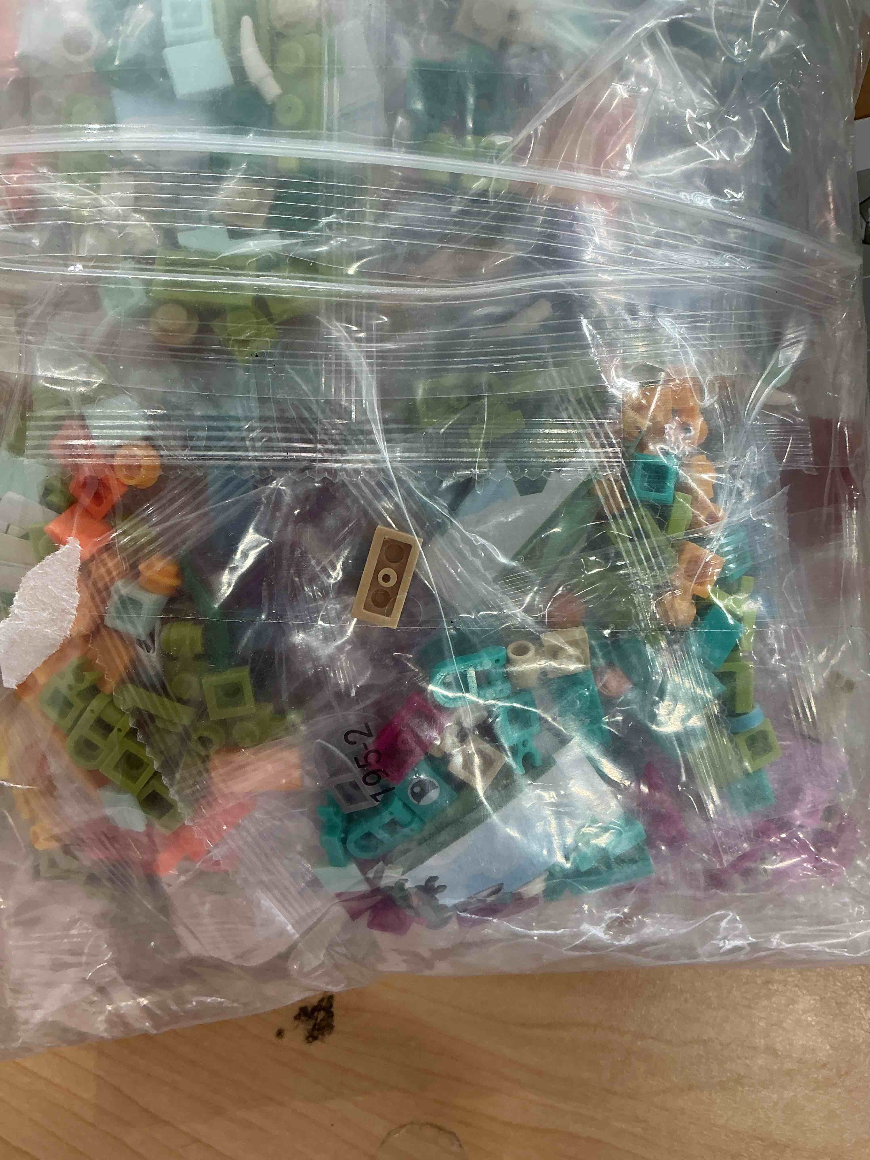Condition photo showing New/Like New for 24 Pack Valentines Day Gifts Animal Dinosaur Figure Building Blocks with Valentine's Cards for Kids Boys Girls - Valentine Day Party Favors Classroom Exchange Gifts School Rewards Supplies