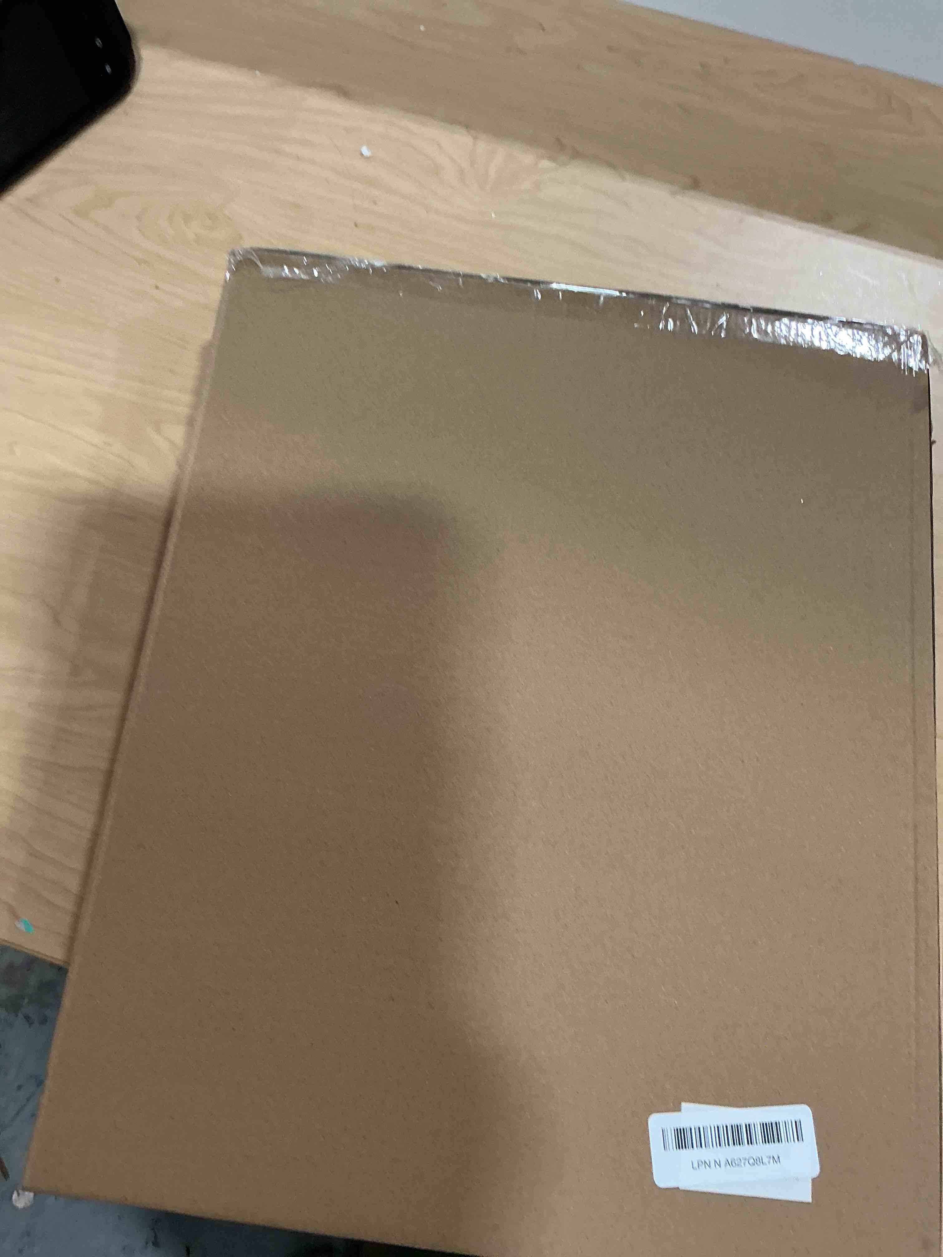 Condition photo showing New/Like New for 4x6 Wavy Picture Frame with Mat for 3.5x5, Real Glass and Wooden? Frame - Tabletop or Wall Hanging Photo Frame(1 Pack, Green) Green 4x6 in