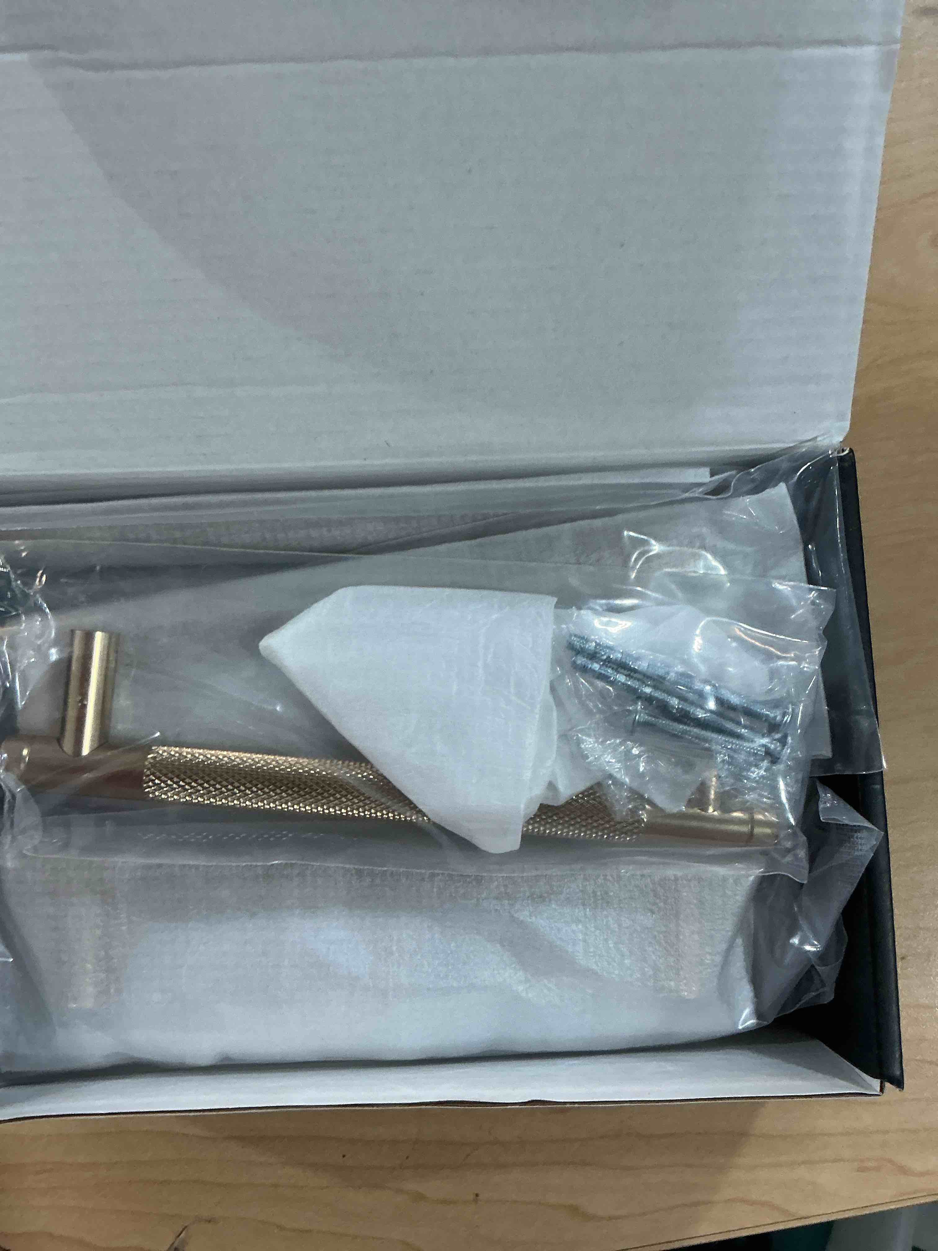 Condition photo showing New/Like New for Asidrama 10 Pack 5 Inch(128mm) Champagne Bronze Knurled Kitchen Cabinet Handles, Cabinet Pulls Kitchen Cabinet Hardware for Cupboard Drawer Pulls