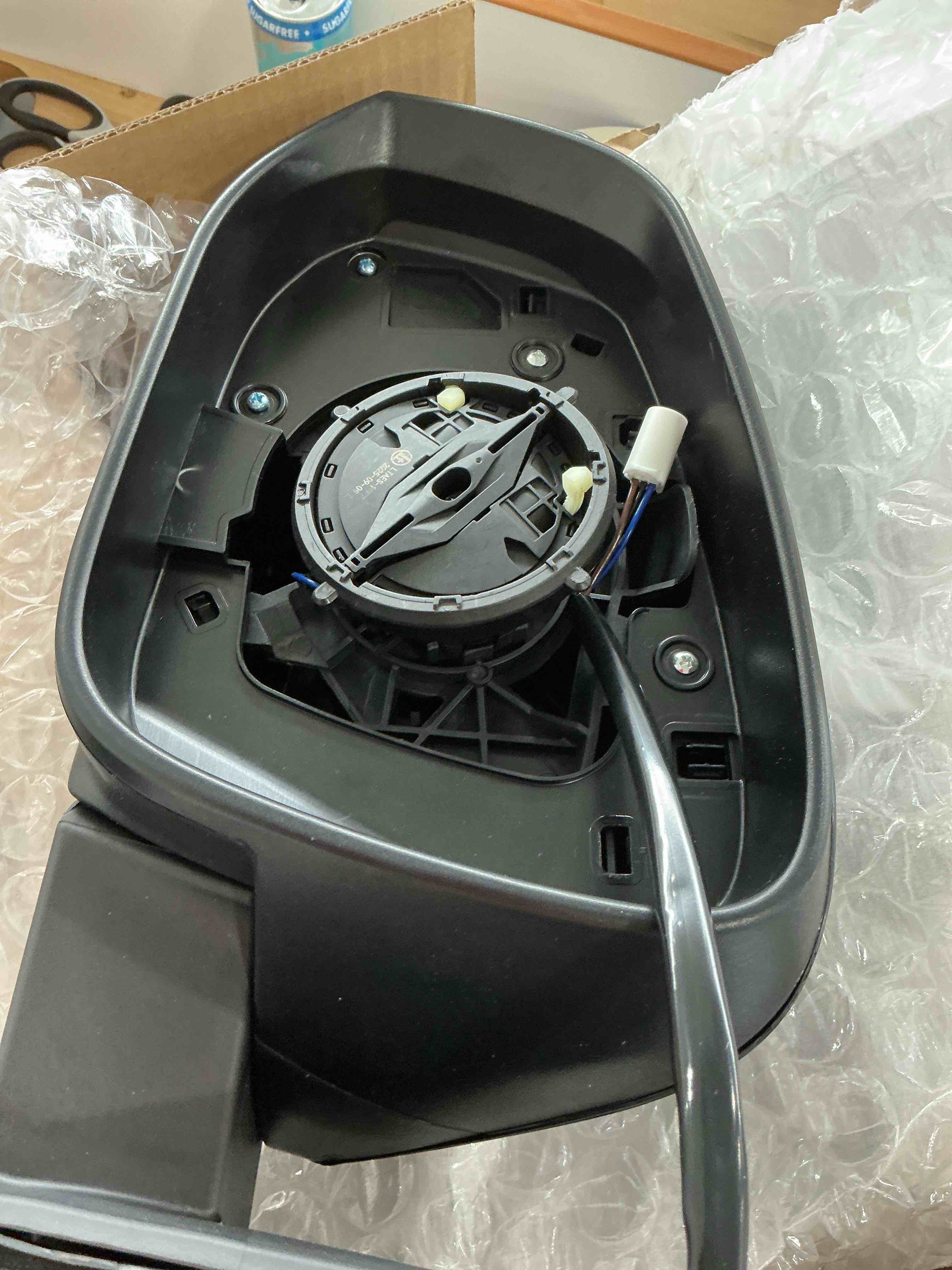 Condition photo showing New/Like New for Dasbecan Left Driver Side Mirror Compatible with 2016 2017 2018 Toyota RAV4 Non-Heated Power Adjustable Manual Fold Door Mirror Black 3 Pins TO1320345 87940-0R210 Driver side 3PINS: Non-Heated