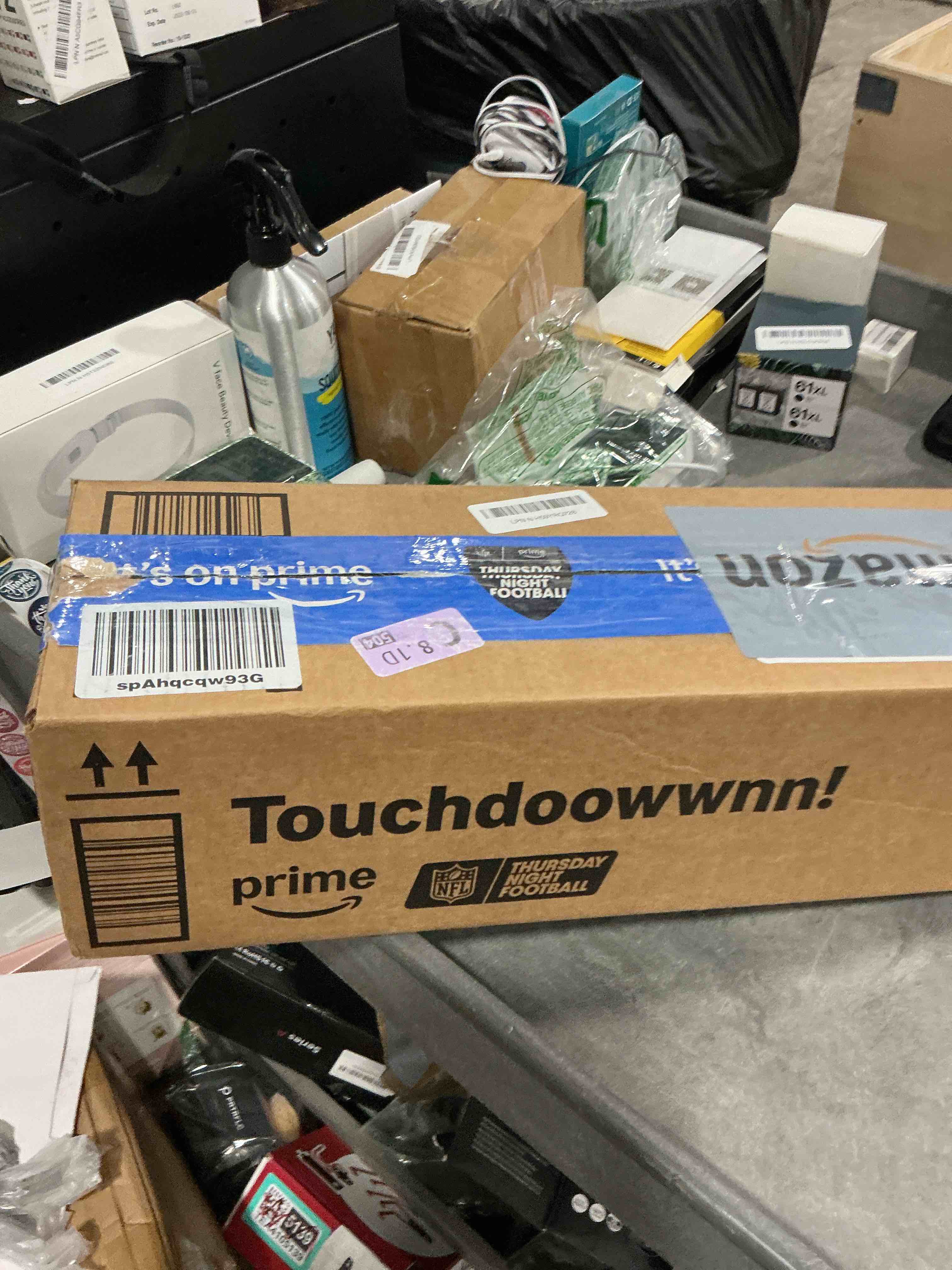 Jokers and Marbles Board Game, Wooden Marble Game for 2-6 Players, Portable Jokers Game with 30 Marb