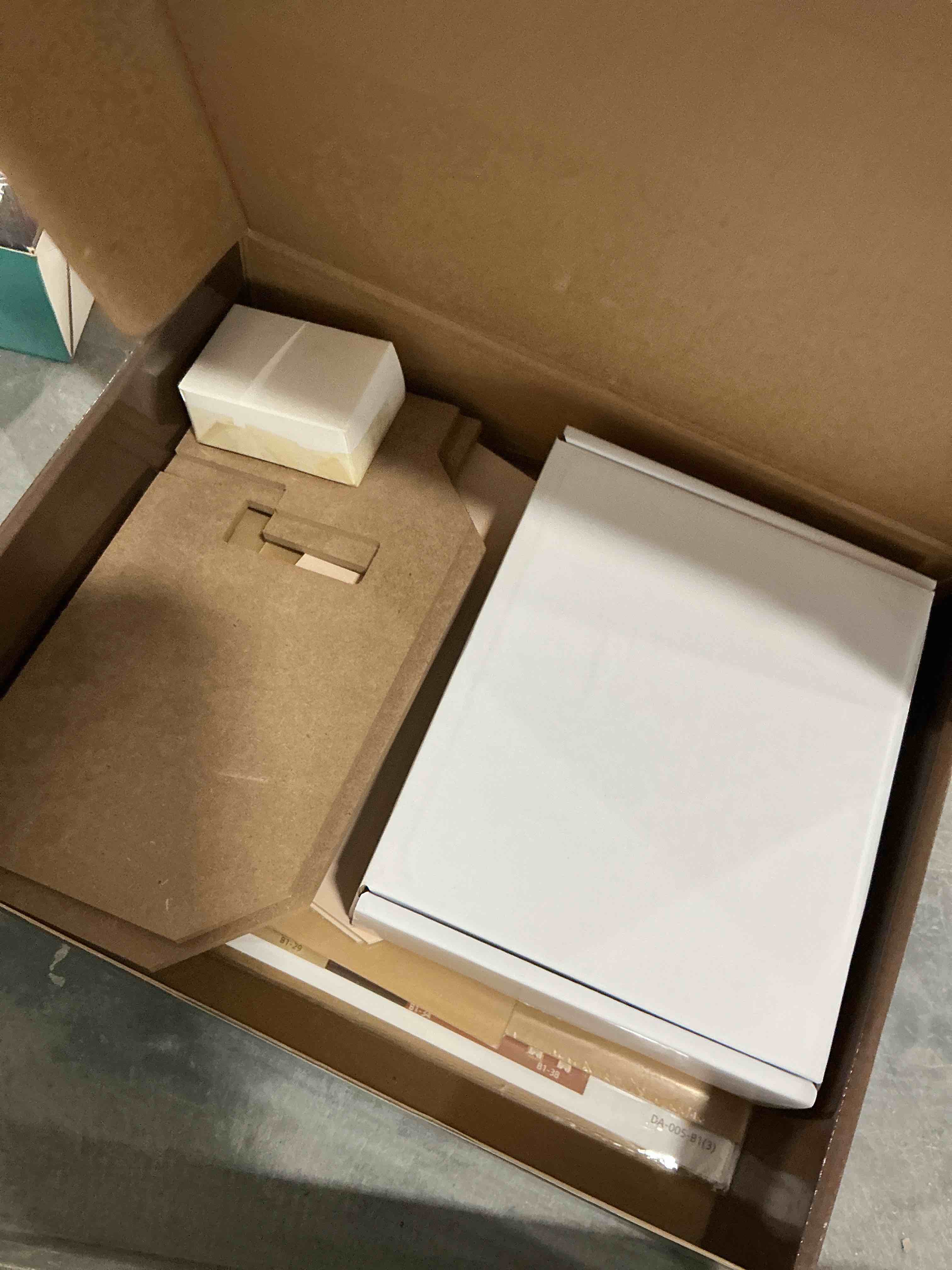 TuKIIE DIY Miniature House Kit with Furniture, 1:24 Scale Creative Room Mini Wooden Dollhouse Book N