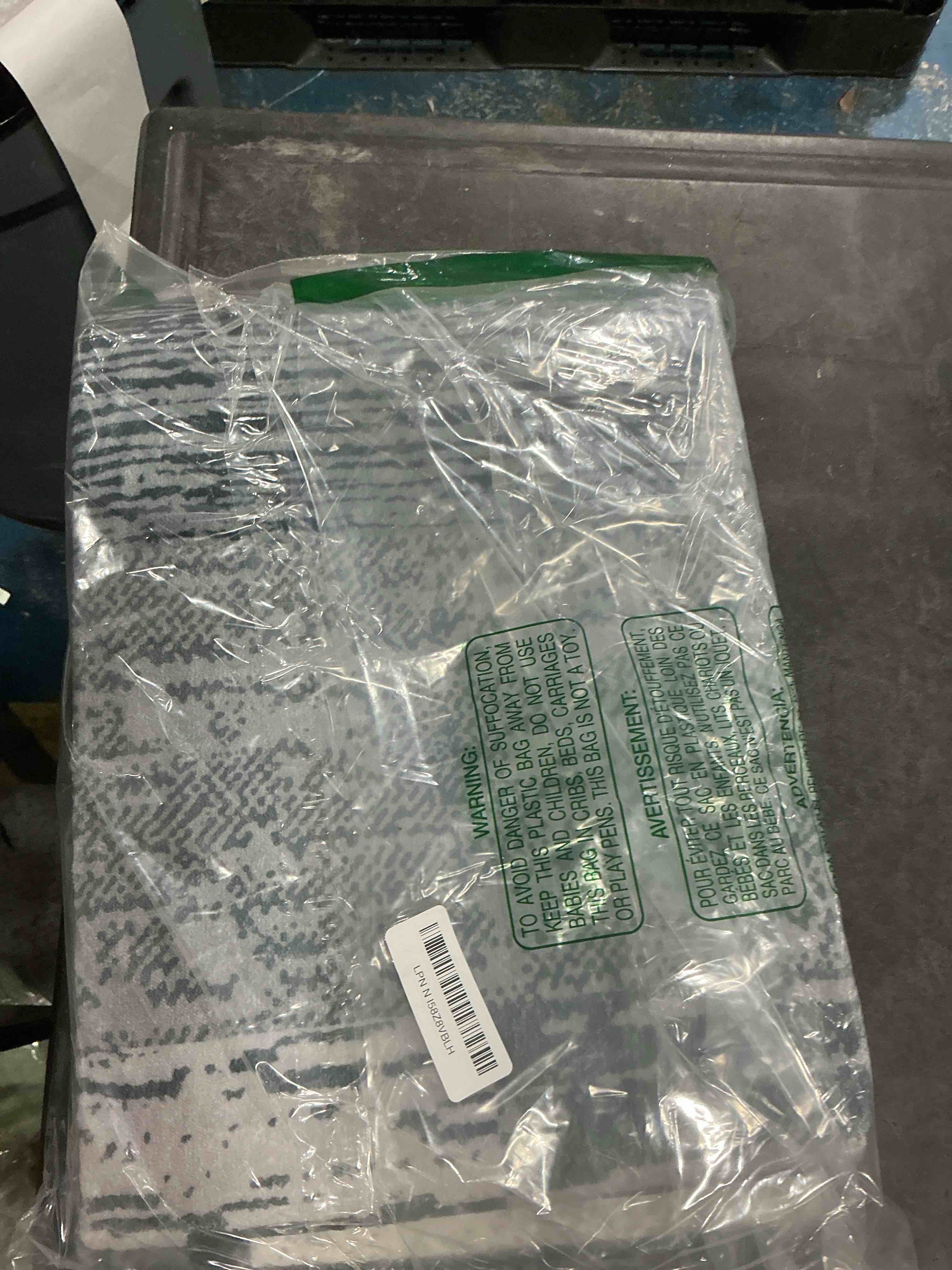 FlyDOIT Modern Geometric Patchwork Area Rug, 2.7x8 Grey Runner Rugs for Living Room, Rockwood Collec