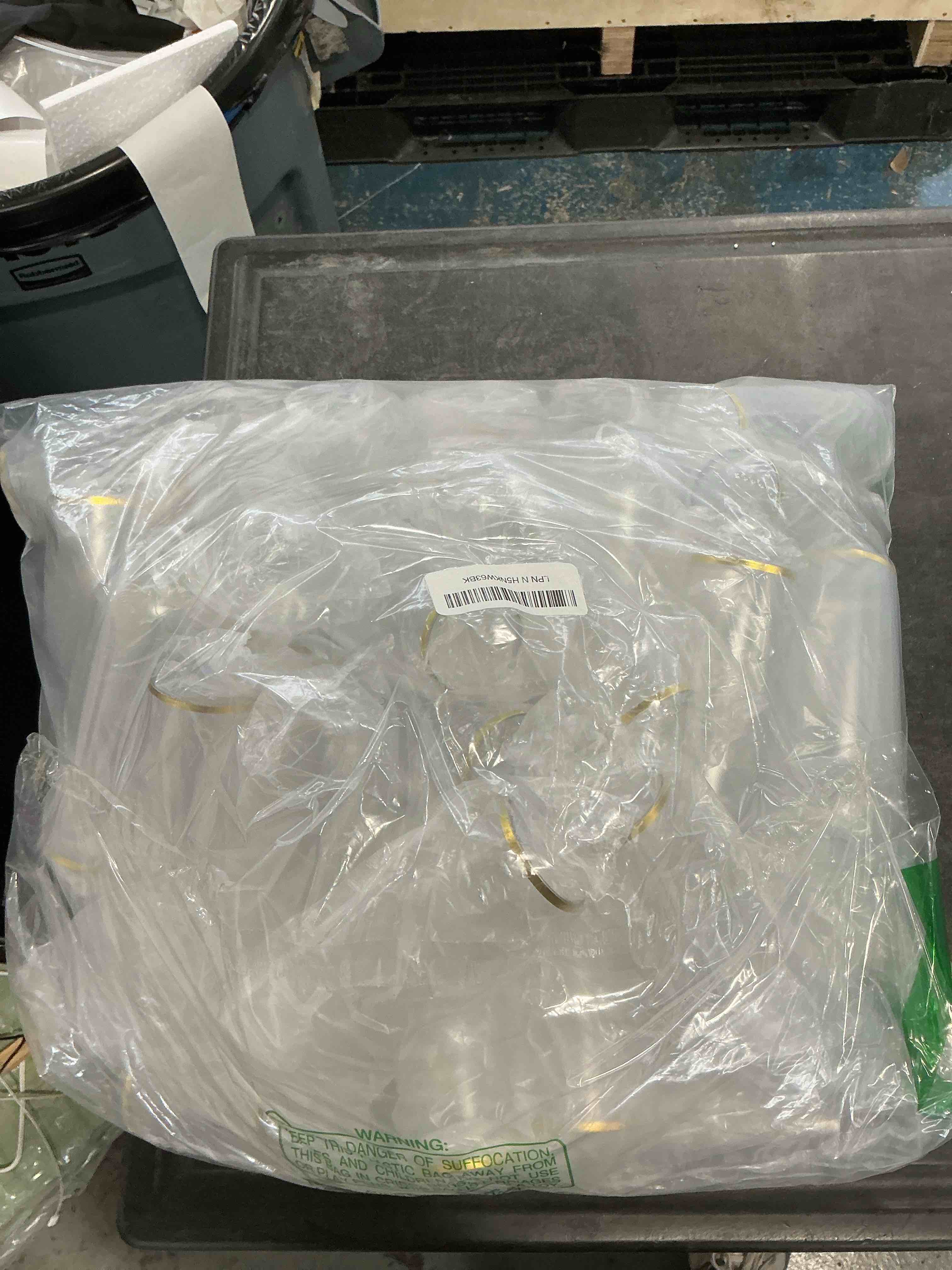 Maaacute 48 Pcak Champagne Flutes Plastic, 9 Oz Disposable Stemless Mimosa Gold Rim Toasting Glasses