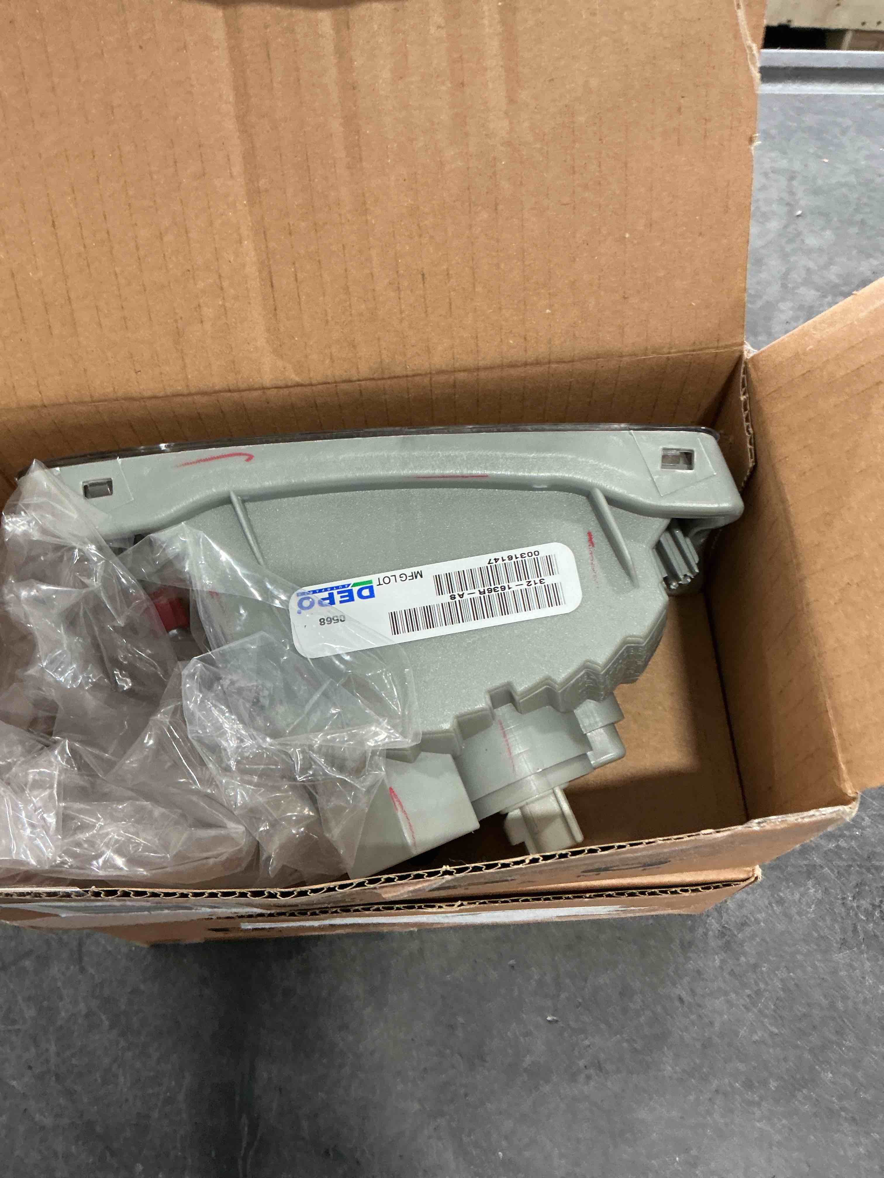 For Toyota 4Runner 1999-2002 Signal Light Assembly Driver and Passenger Side Pair DOT Certified TO25