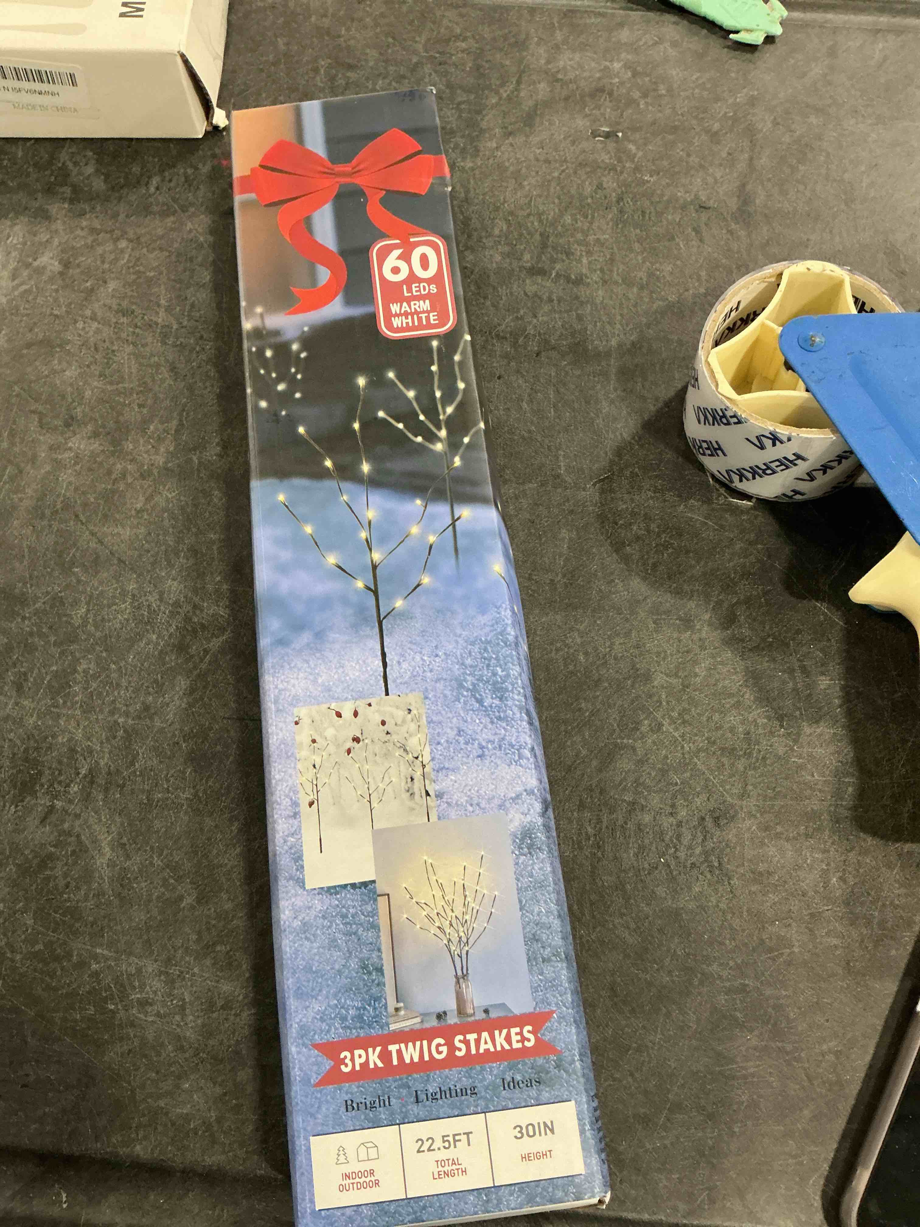 PEIDUO Lighted Willow Branch 30Inch 3PK 60L LED Pathway Lights for Christmas Room Decoration Indoor Apartment Outdoor Stake Lights for Lawn