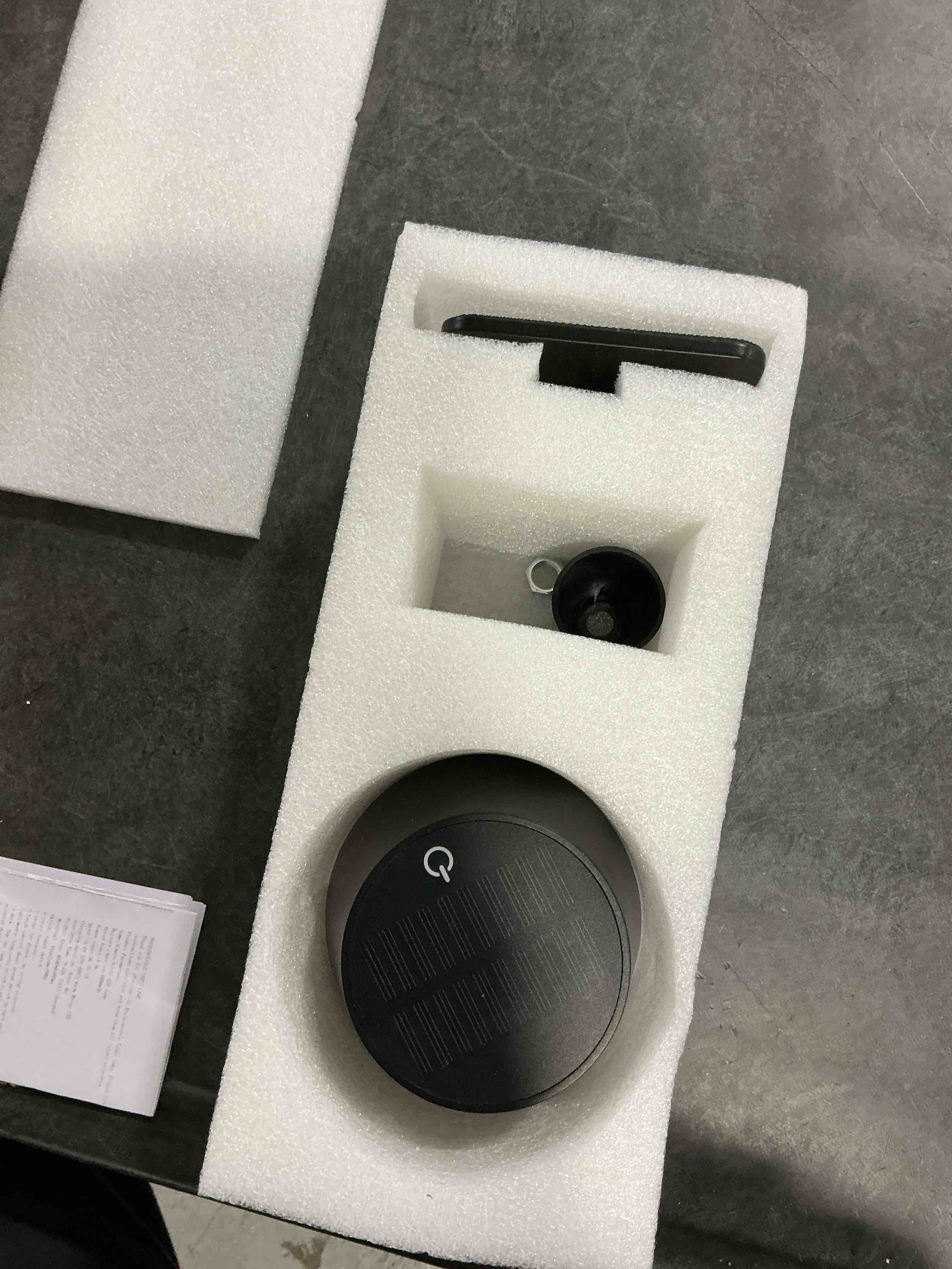 Megfiehun Cordless Table Lamps, Outdoor Solar LED Lamp, 4000mAh Rechargeable Bottle Lamp, Touch RGB