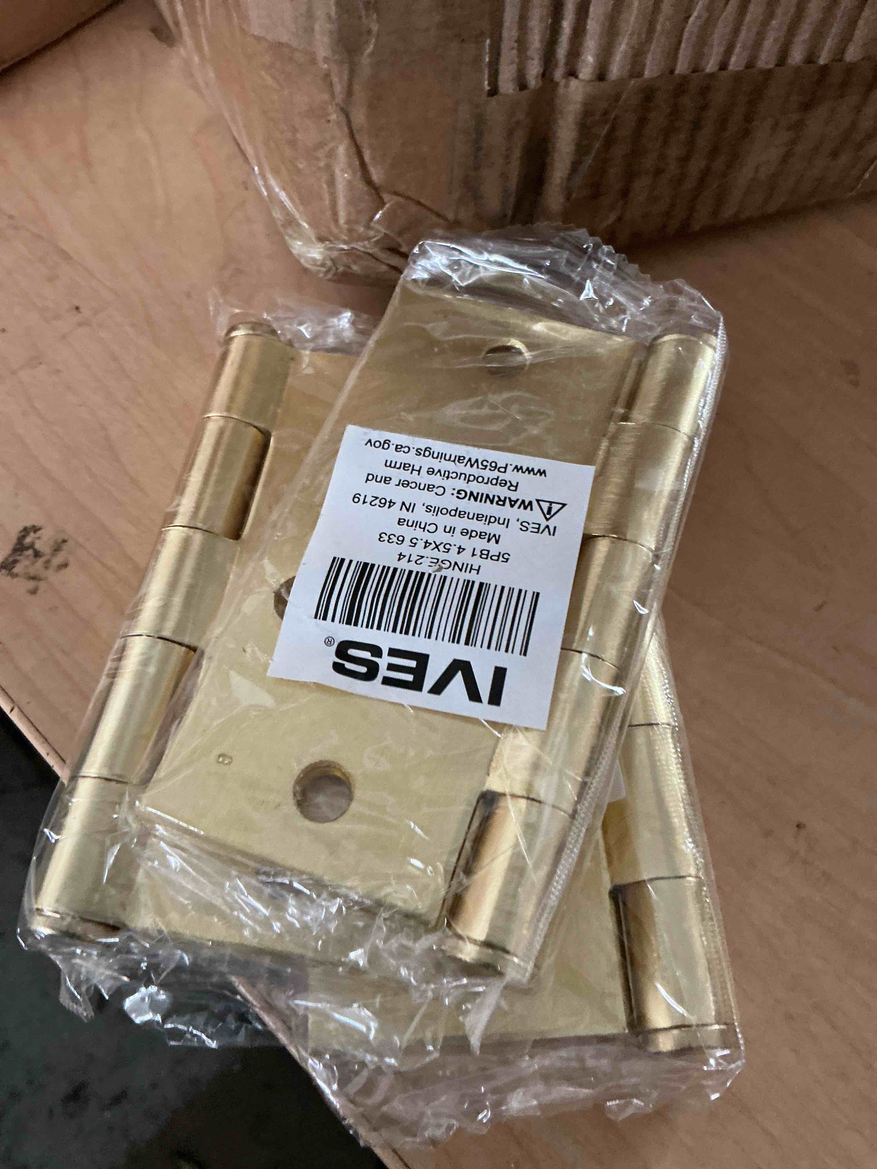 Condition photo showing New/Like New for door hinges satin brassinterior gold door hinges for doors 3 pack brushed brass door hinges 3-1/2" rounded 5/8"radius corners bedroom residential standard indoor door hardware hinge - amazon.com