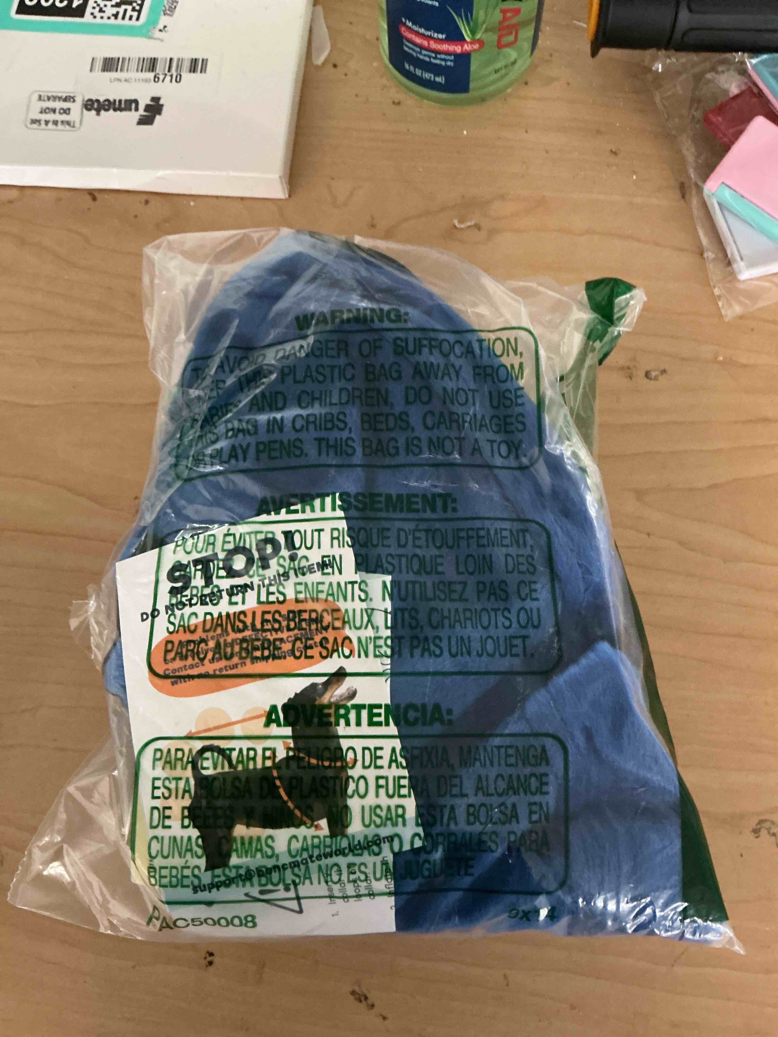Condition photo showing New/Like New for bencmate protective inflatable collar for dogs and cats - soft pet recovery collar does not block vision e-collar (large, blue)