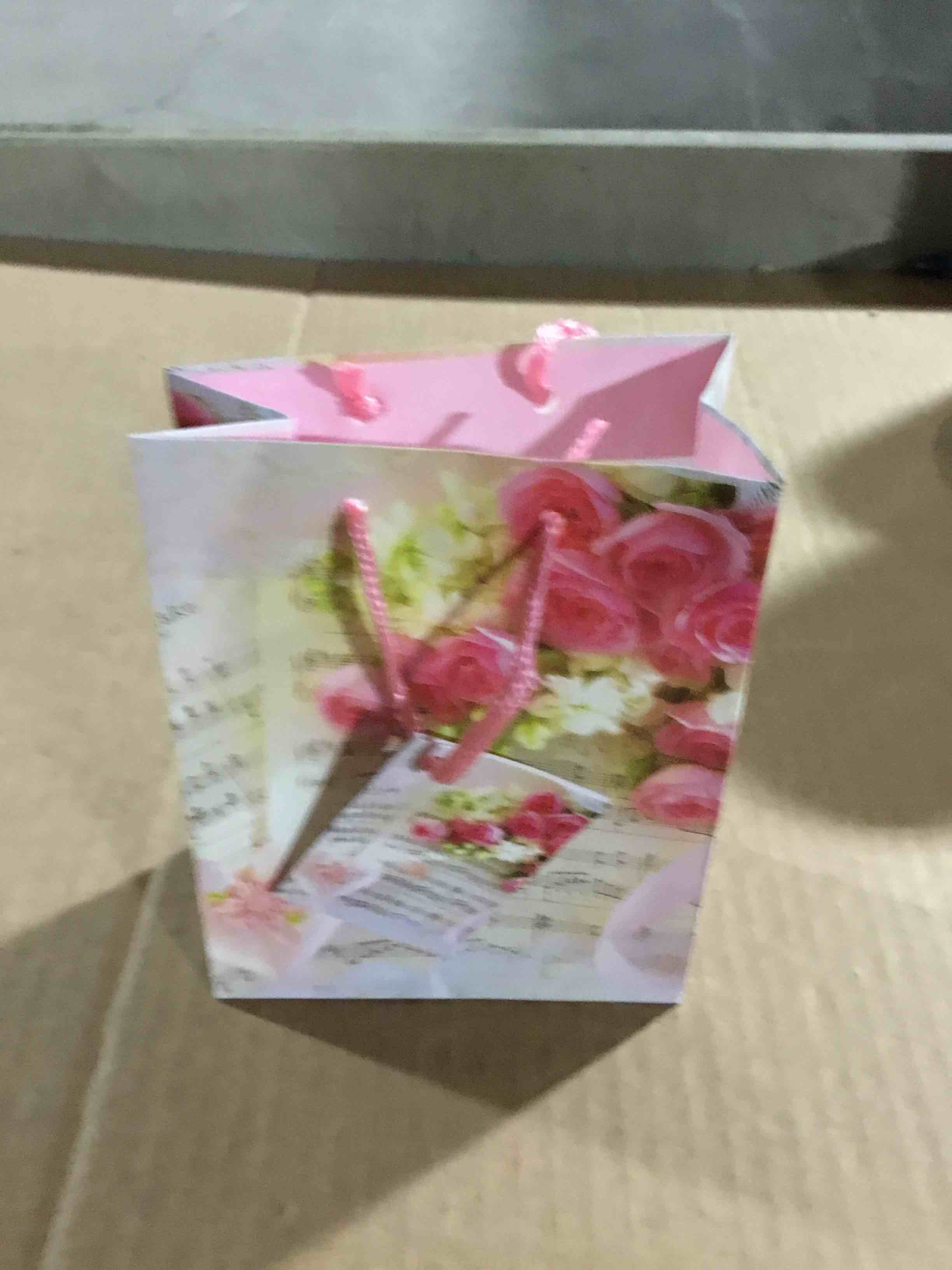 Box of 300 Small Gift Bags with flowers and Musical Notes Design