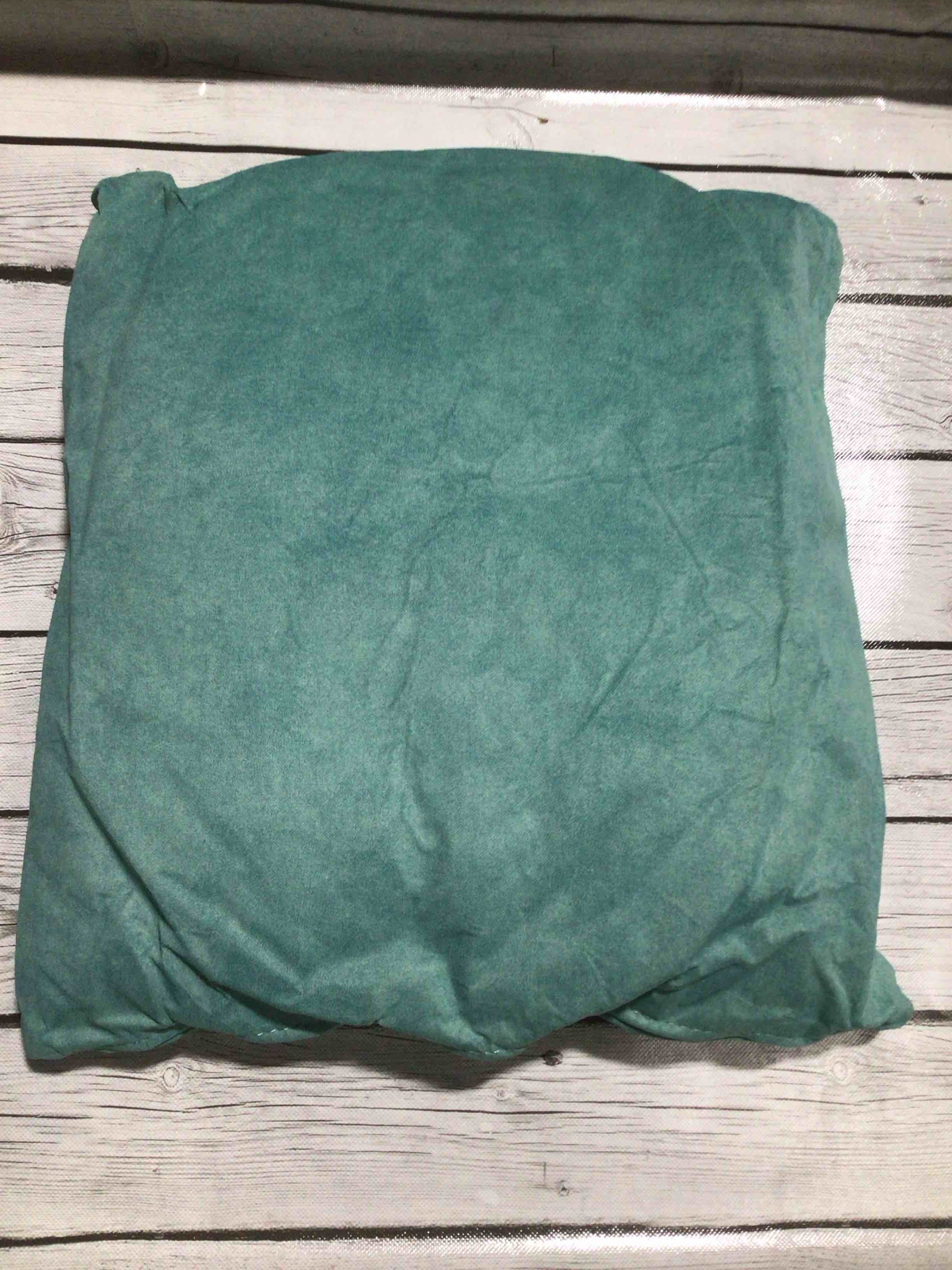 Condition photo showing New/Like New for MIULEE Velvet Throw Pillow Covers 16x16 Inch, Pack of 2 - Aqua Green, Soft Solid Decorative Pillow Covers Cushion Cases Modern Luxury Home Decor for Spring Couch Sofa Bedroom Livingroom