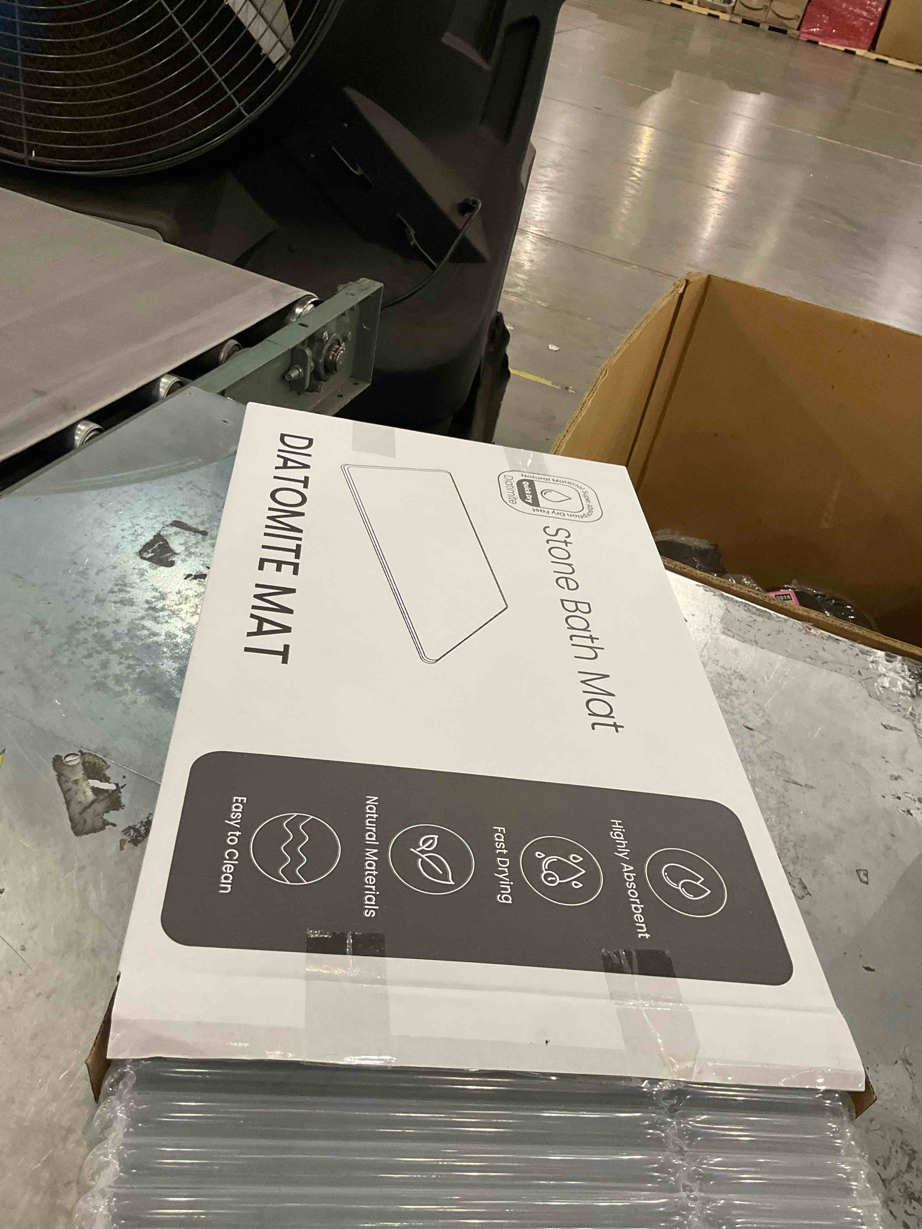 https://s3.amazonaws.com/lotting-images-prod/PNK2485808_1751395617659.jpeg