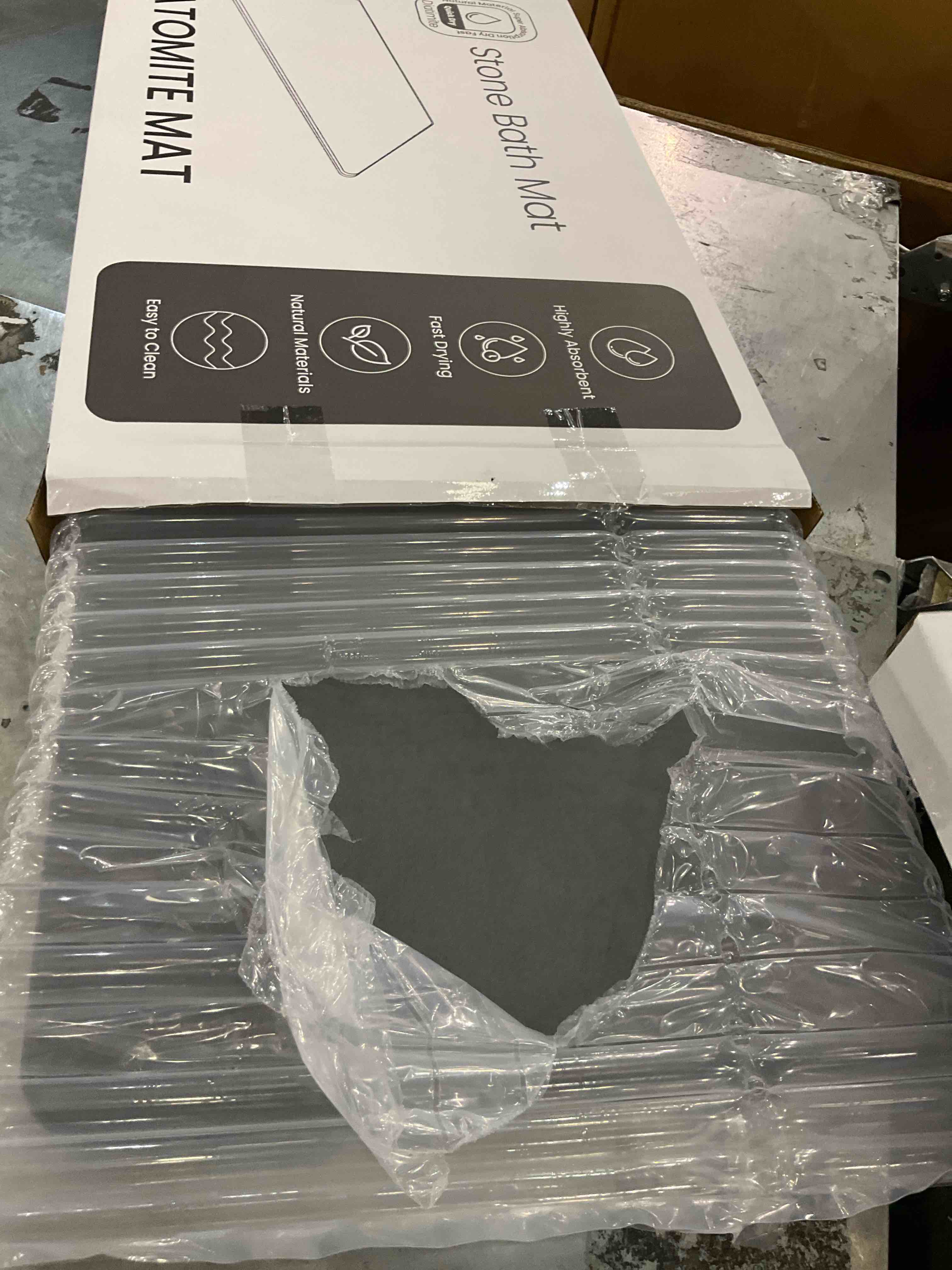 https://s3.amazonaws.com/lotting-images-prod/PNK2485808_1751395618820.jpeg