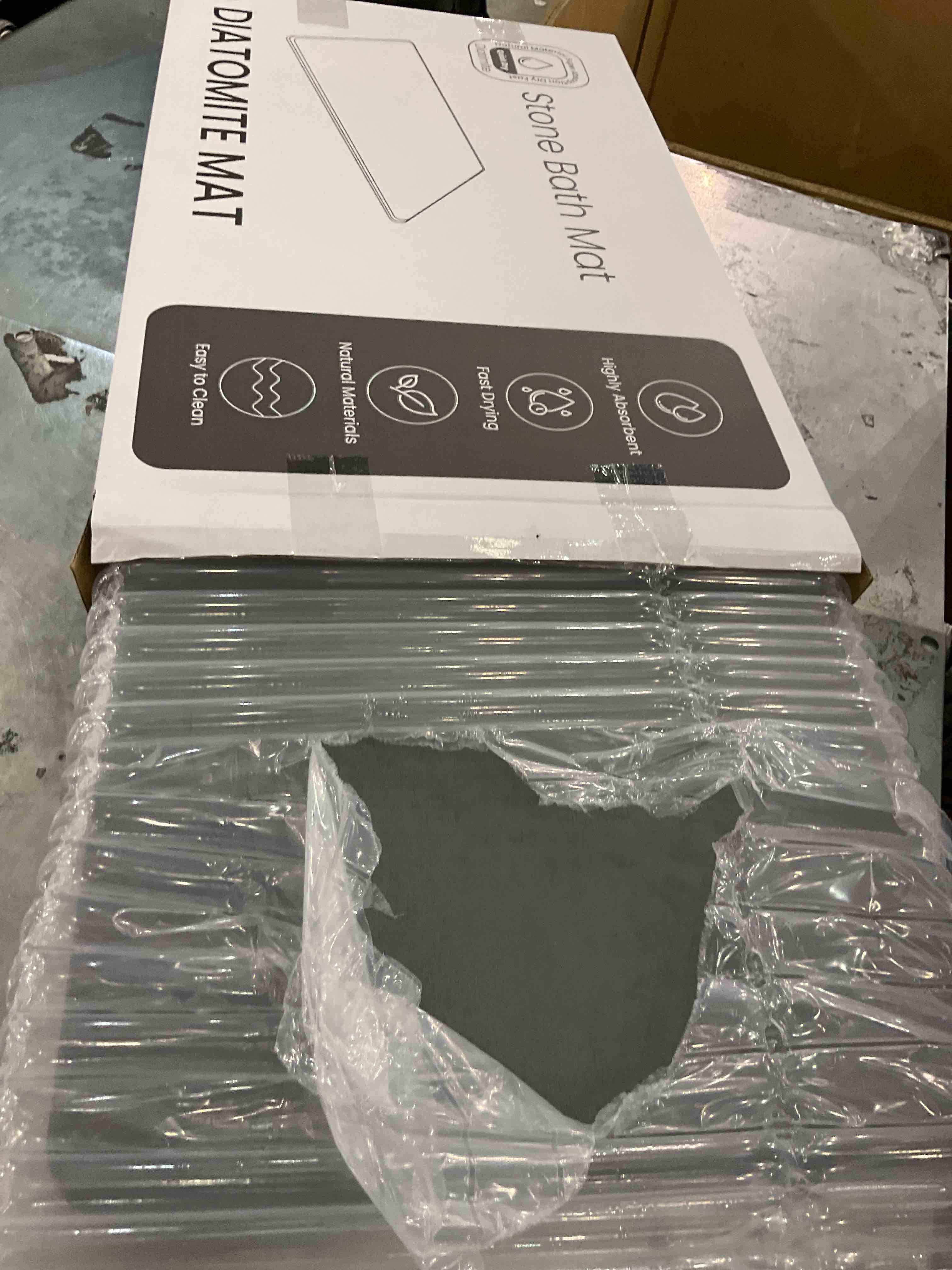 https://s3.amazonaws.com/lotting-images-prod/PNK2485808_1751395619735.jpeg